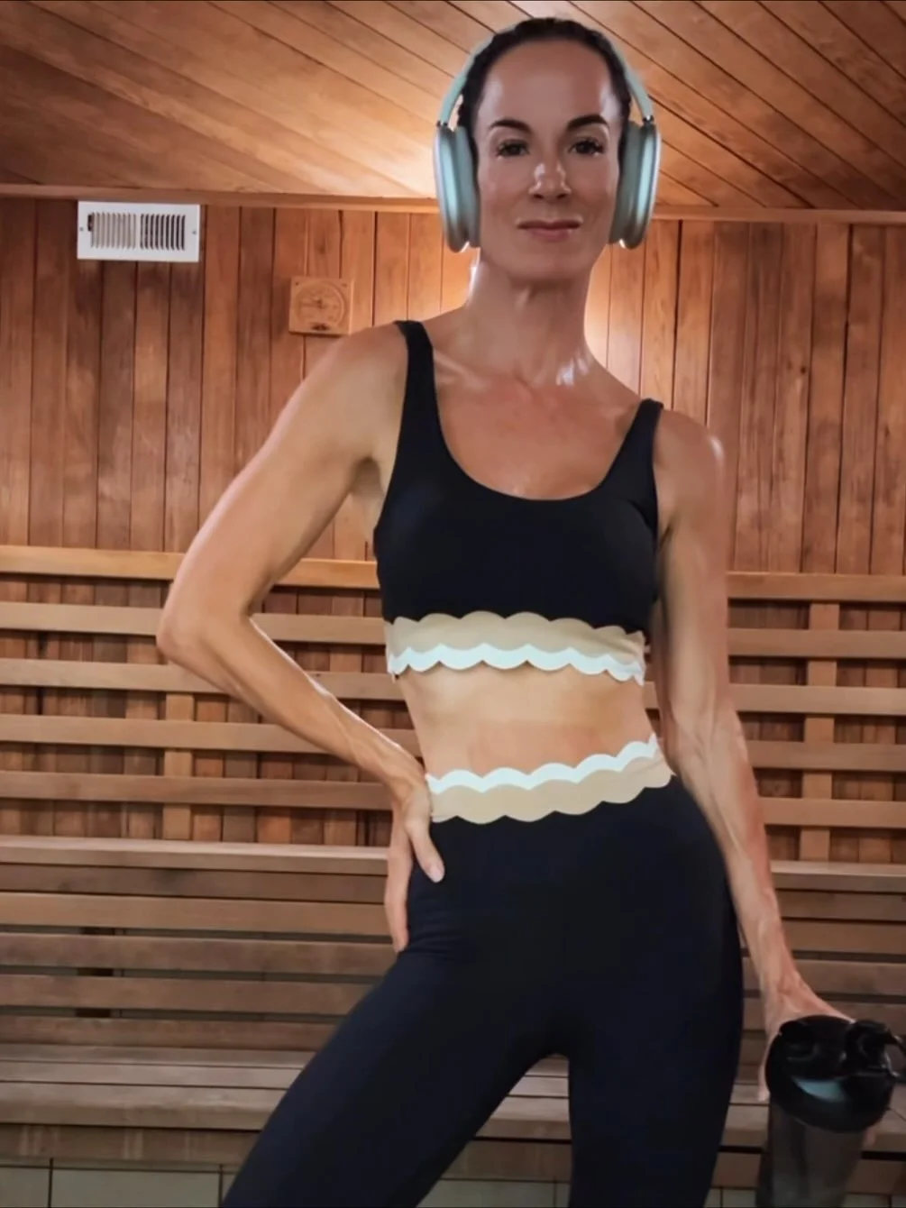 When you look good, you feel good &mdash; and this @beachriot set is giving boss babe energy from the first rep to the last drop of sweat 💪✨

Nothing motivates me to crush a workout more than a matching set that makes me feel unstoppable.
Because co