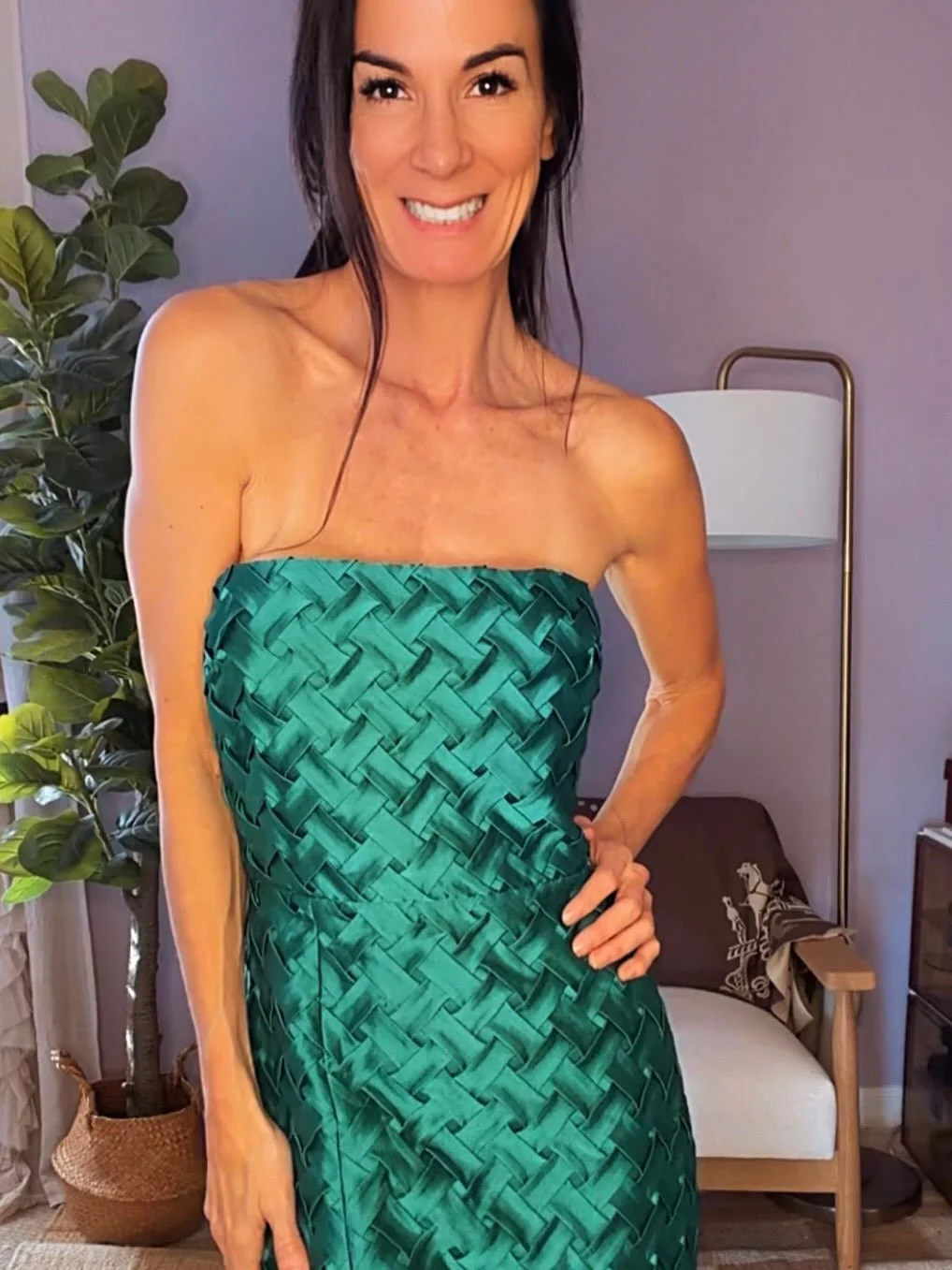 GRWM ✨ Another event, another festive look 💚✨ This woven dress understood the assignment and showed up ready to sleigh. Structured, flirty, and just the right amount of extra &mdash; aka the dress you throw on when you want compliments before you ev