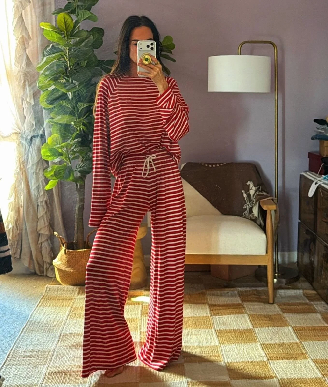 Striped, festive, and officially living in this until further notice ❤️🎄

Fresh delivery, instant obsession. The softest material, the coziest fit, and yes&hellip; we&rsquo;ve got pockets 🙌🏼 Equal parts cute + comfy = my kind of uniform.

Comment 