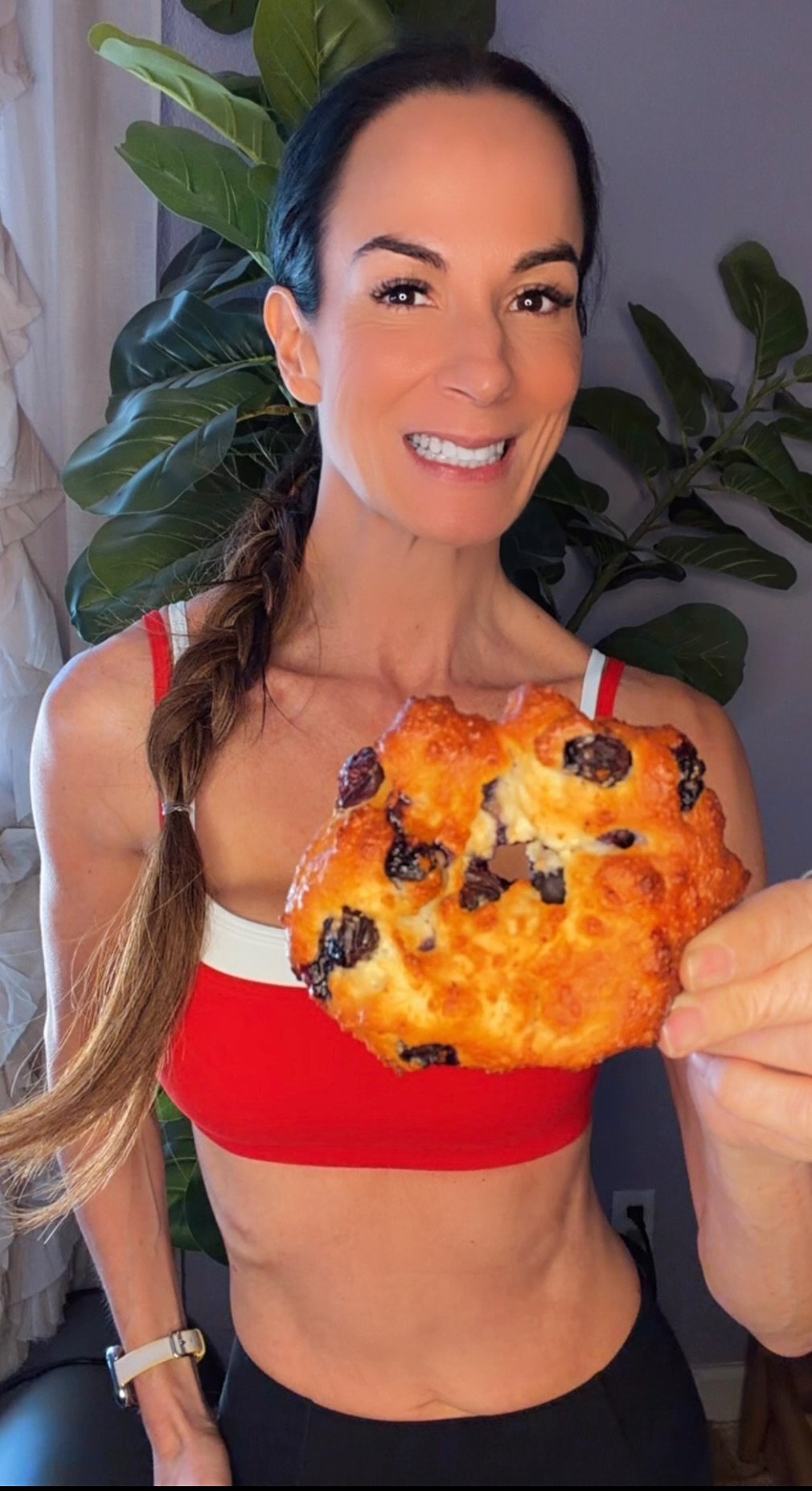 Why PROTEIN Changed My Body (and My Energy): PLUS My 4-Ingredient Protein Bagel Recipe