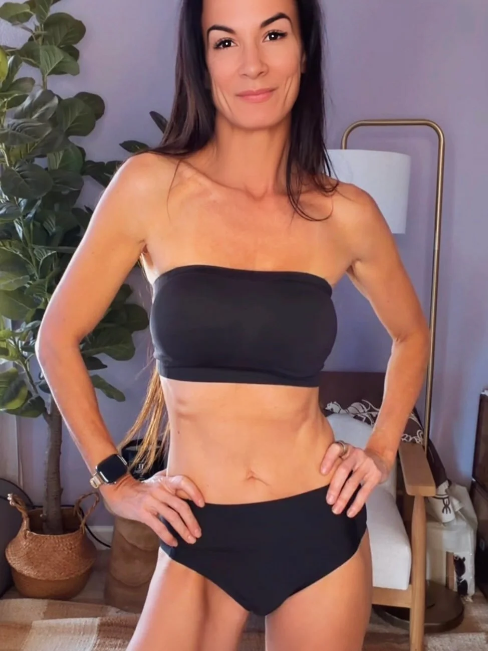 Strapless bras that actually stay put? Say less. 👏🏼

I&rsquo;m wearing the @truekind bandeau + seamless panty and when I tell you this combo feels like a second skin&hellip; I mean it. No wires. No digging. No rolling. Just smooth, comfy, everyday 