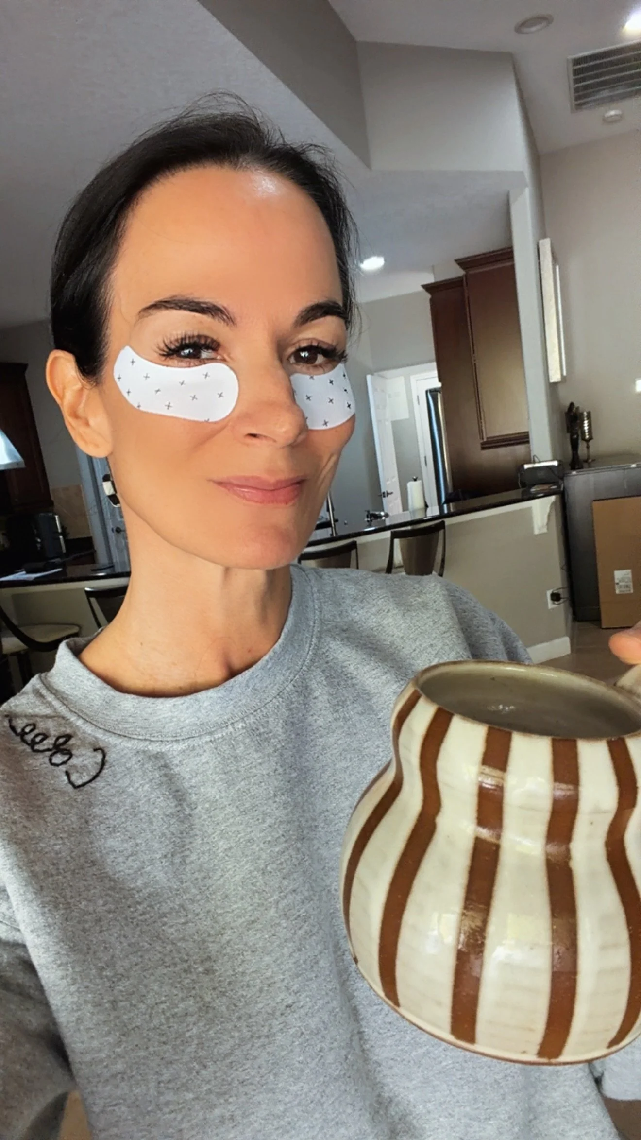 The 5 Morning Habits That Keep Me GLOWING (Even on My Busiest Days)