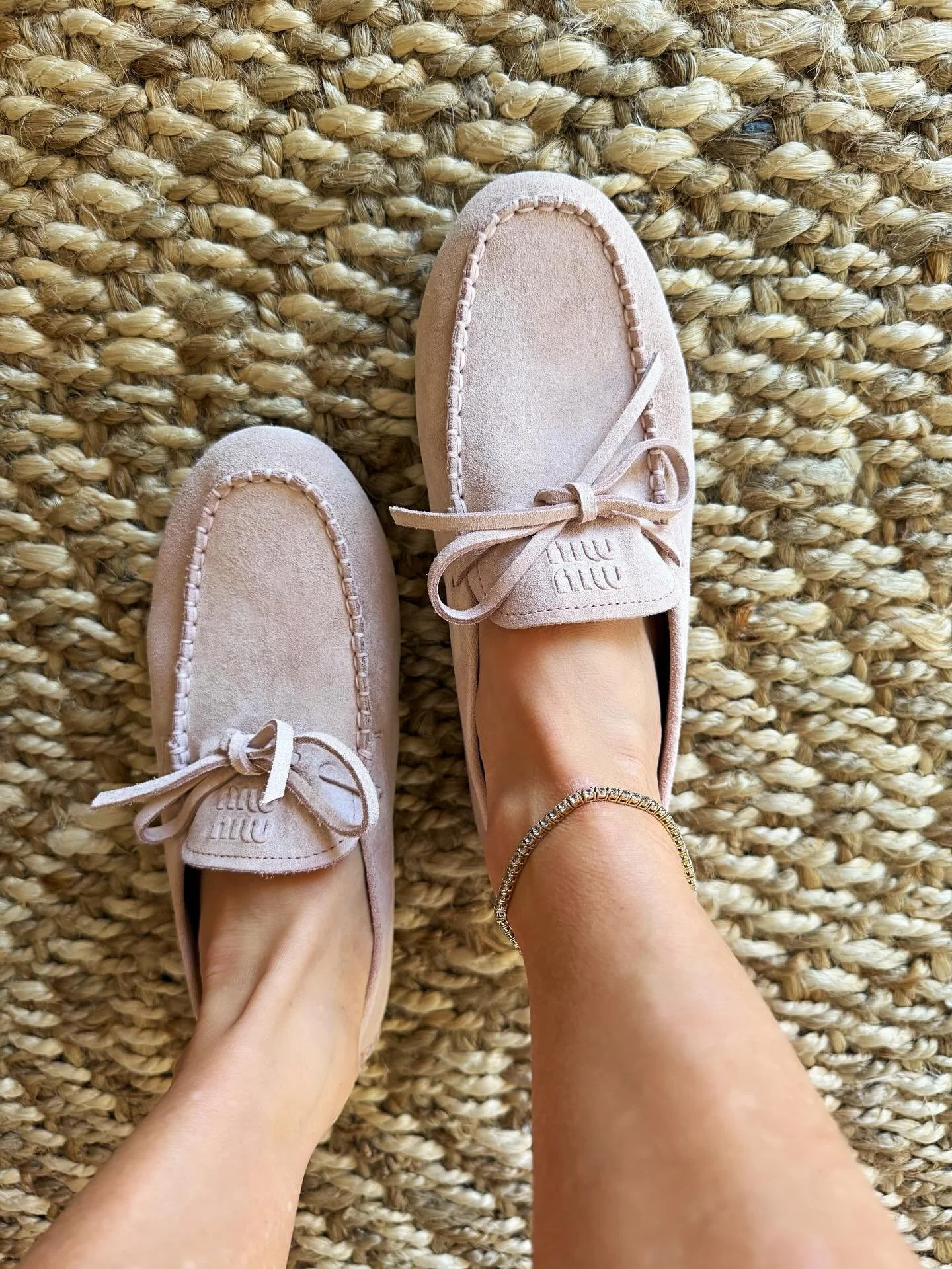 Soft. Chic. Slightly dangerous for my wallet 💸

Just added these pink suede @miumiu loafers to the rotation and let me tell you&hellip; they&rsquo;re giving effortless luxury with a side of &ldquo;I&rsquo;ll take them in every color.&rdquo;

The kin