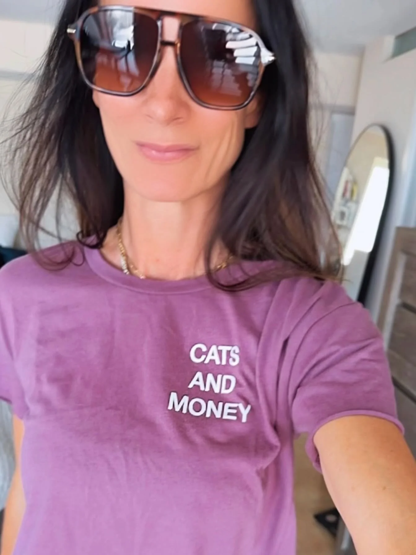 I fear this shirt might actually be my personality now 😂

Cats.
Money.
And a Pilates class in between.

Honestly&hellip; I&rsquo;ve never related to a t-shirt more 💅🏼
All the love @catsandmoneyapparel 😻🤍 

#relatablecontent #pilateslife #casualc