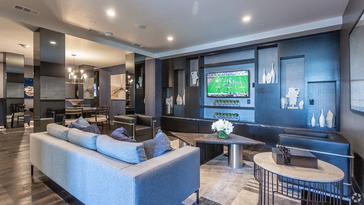 clubhouse2.jpg