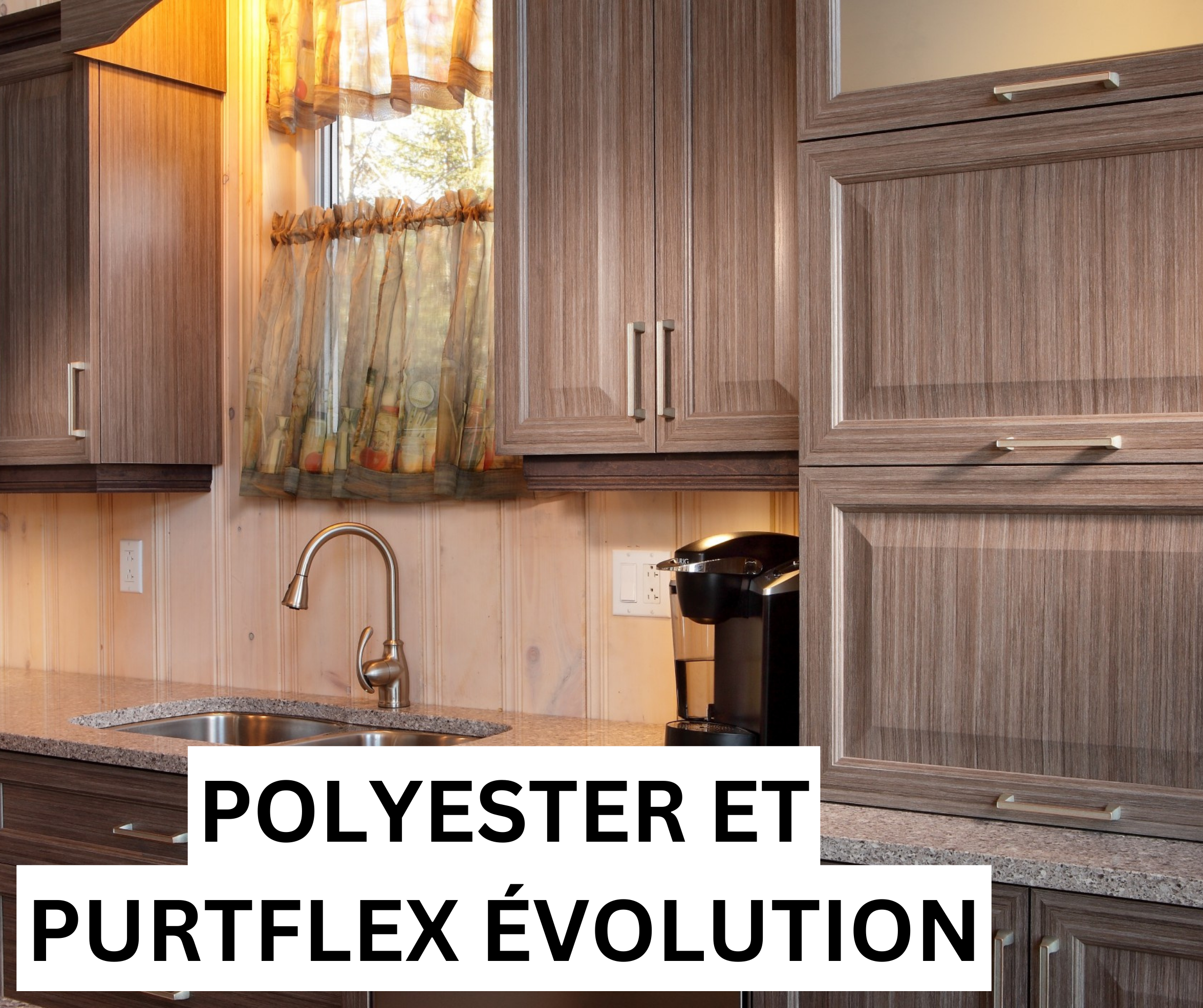 Cuisine avec placards en bois, évier, cafetière et un rideau à carreaux près de la fenêtre