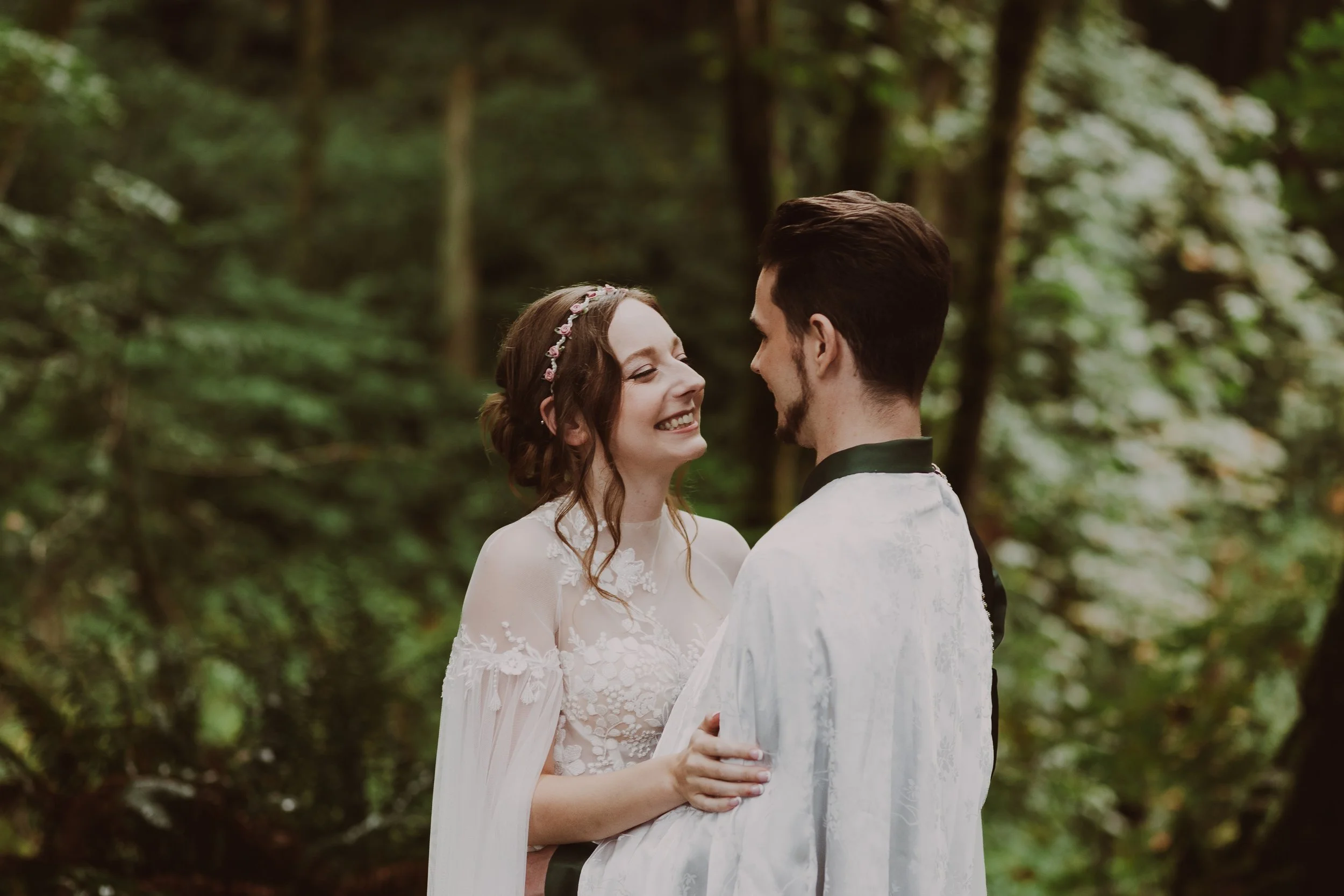 sara and jack in the woods after their elopement at taylor park in duval. couple's portrait