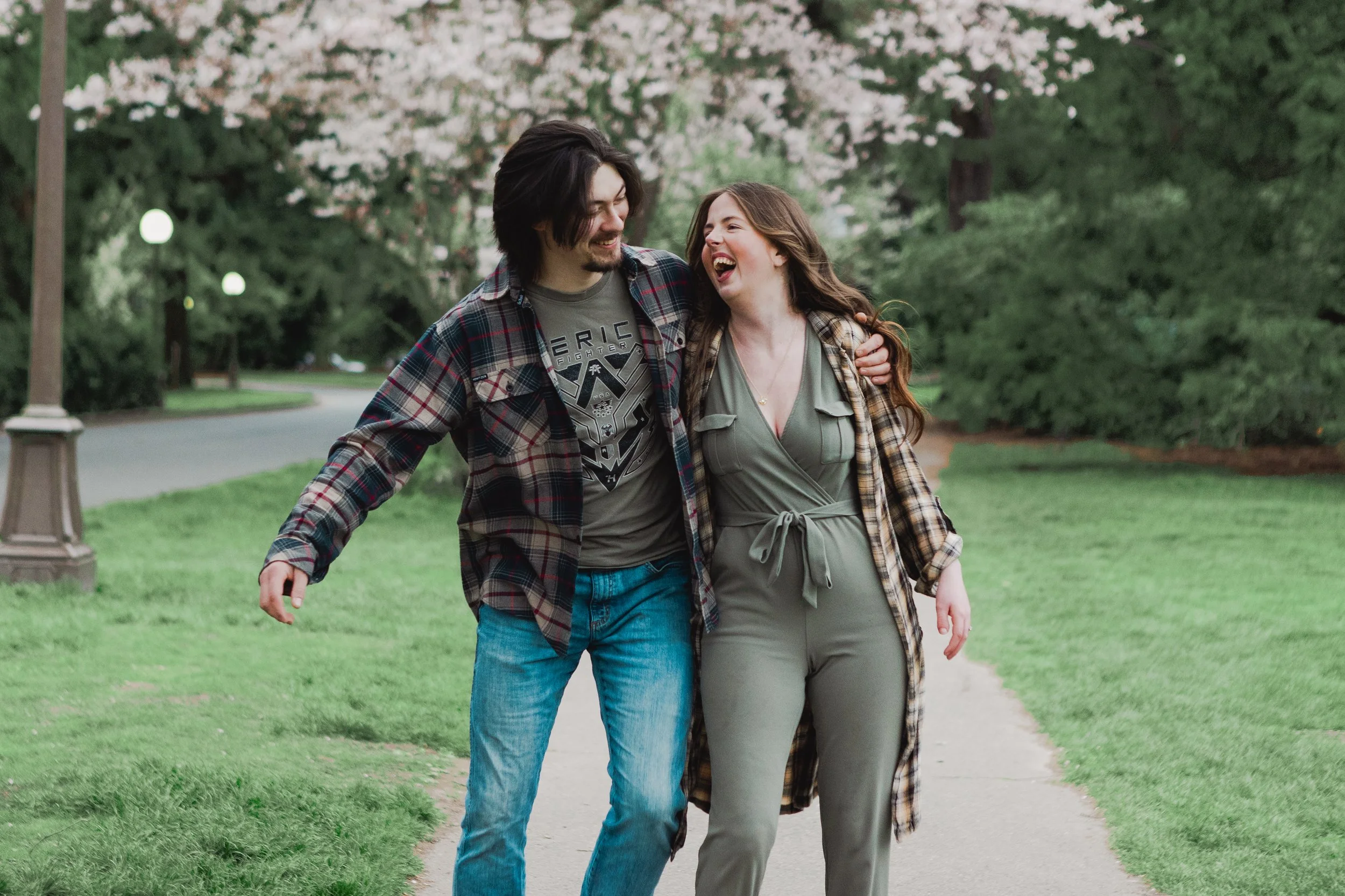 engagement+volunteer+Park+cherry+blossoms+photos+Tayler+Berard+Creative