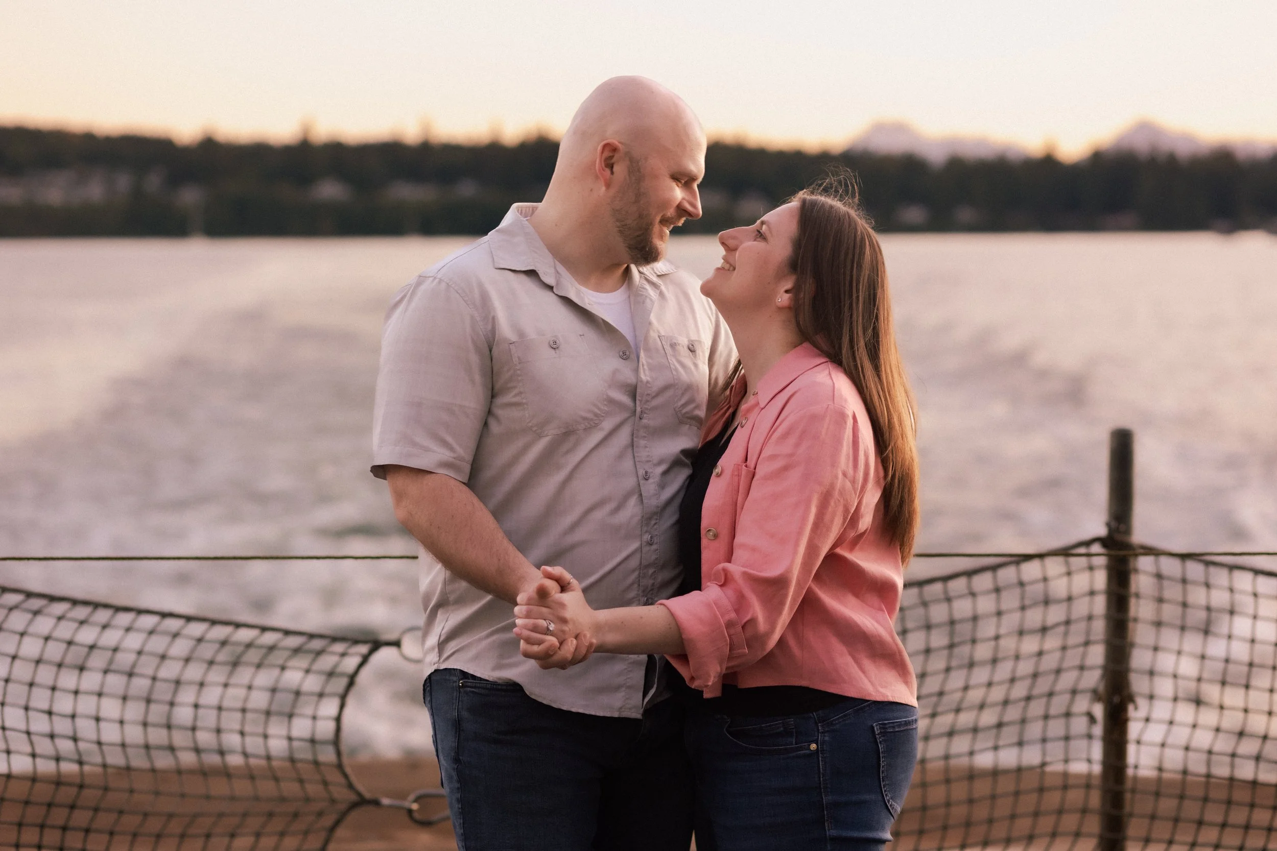 amanda+pete+tayler+berard+creative+washington+state+ferry+engagement+adventure