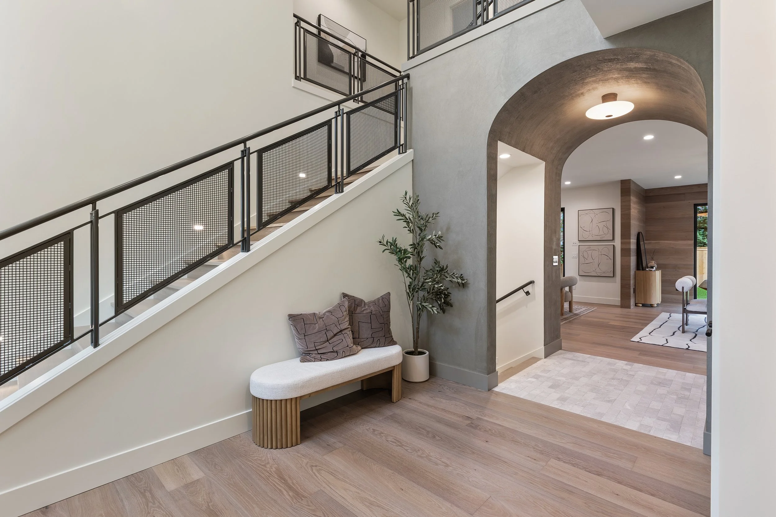  re/max metro reality, luxury real estate, david shiplett, 10789 SE 10th St, Bellevue, WA 98004