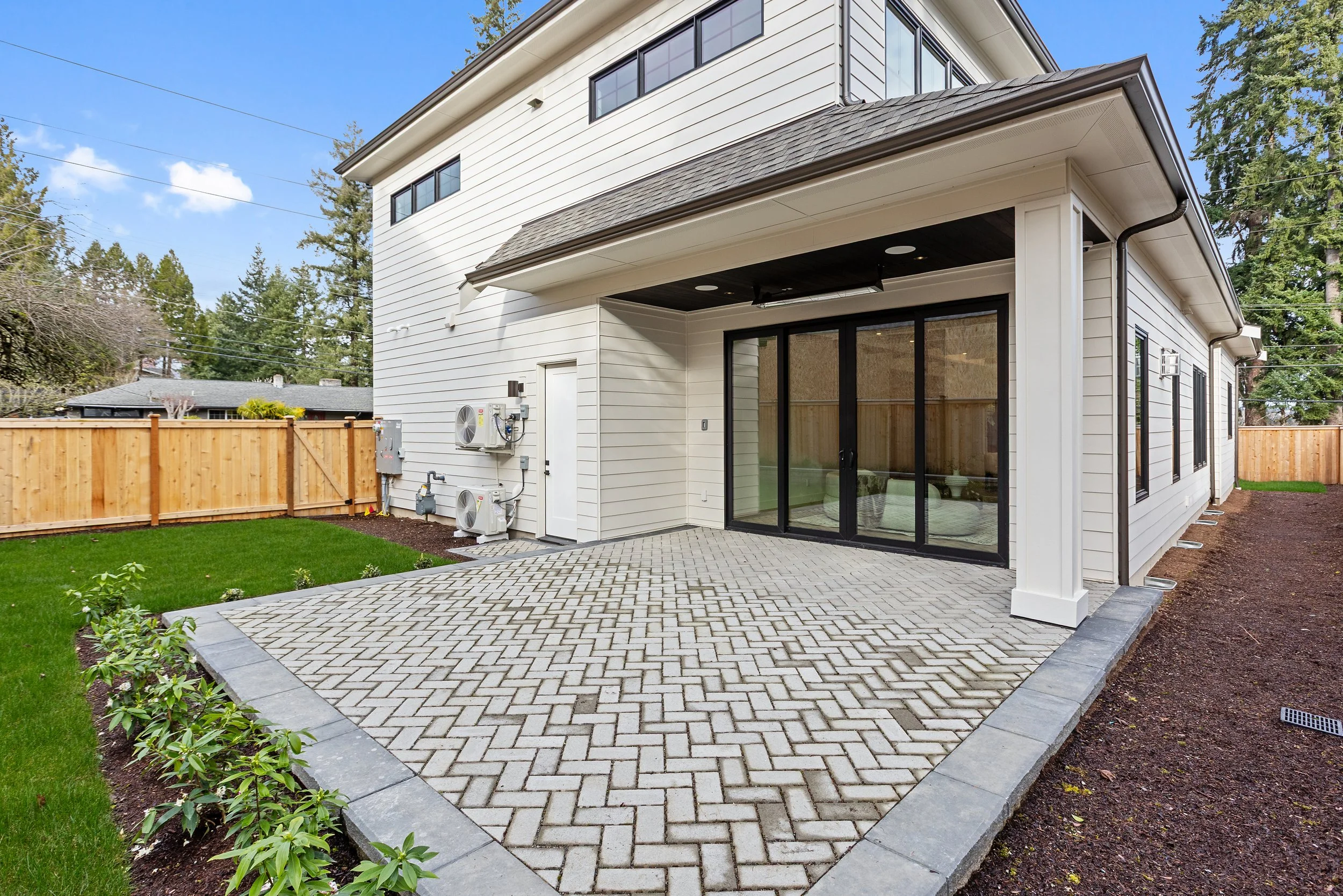  re/max metro reality, luxury real estate, david shiplett, 10789 SE 10th St, Bellevue, WA 98004