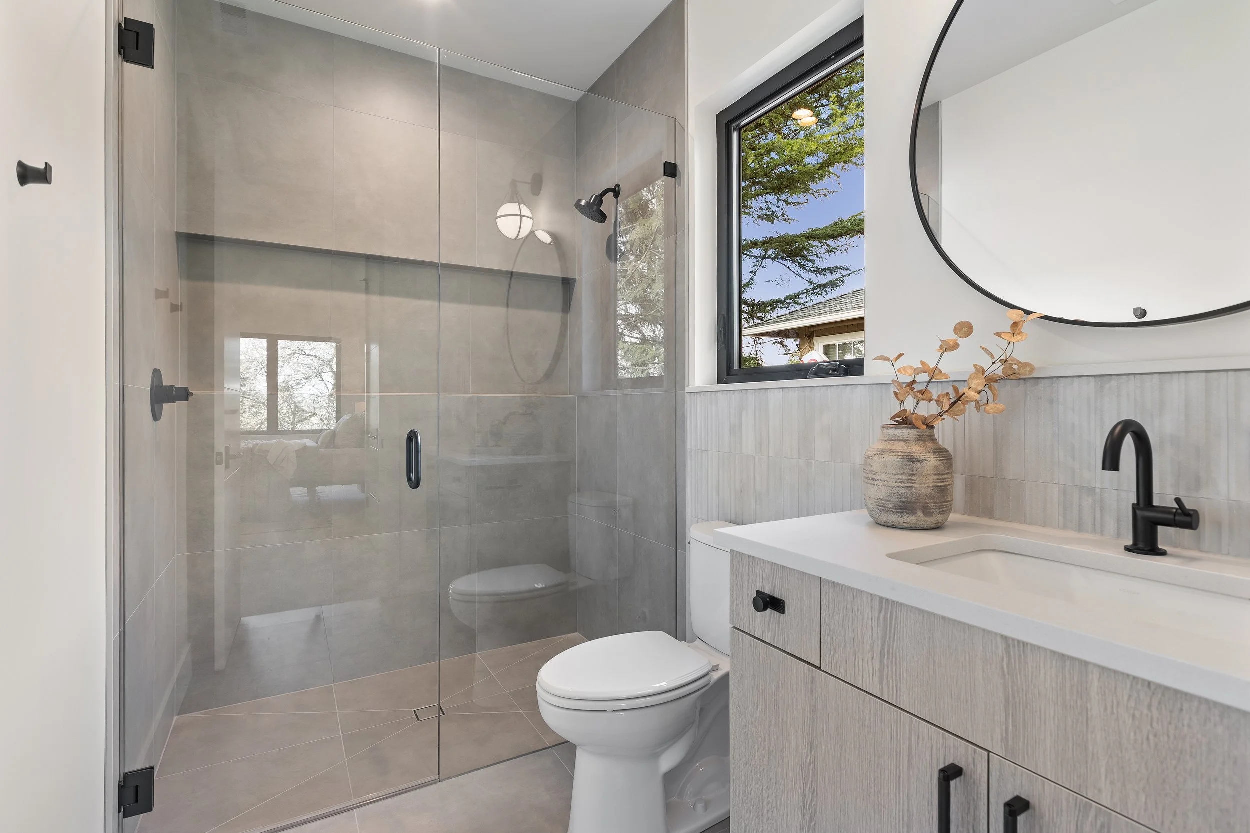  re/max metro reality, luxury real estate, david shiplett, 10789 SE 10th St, Bellevue, WA 98004