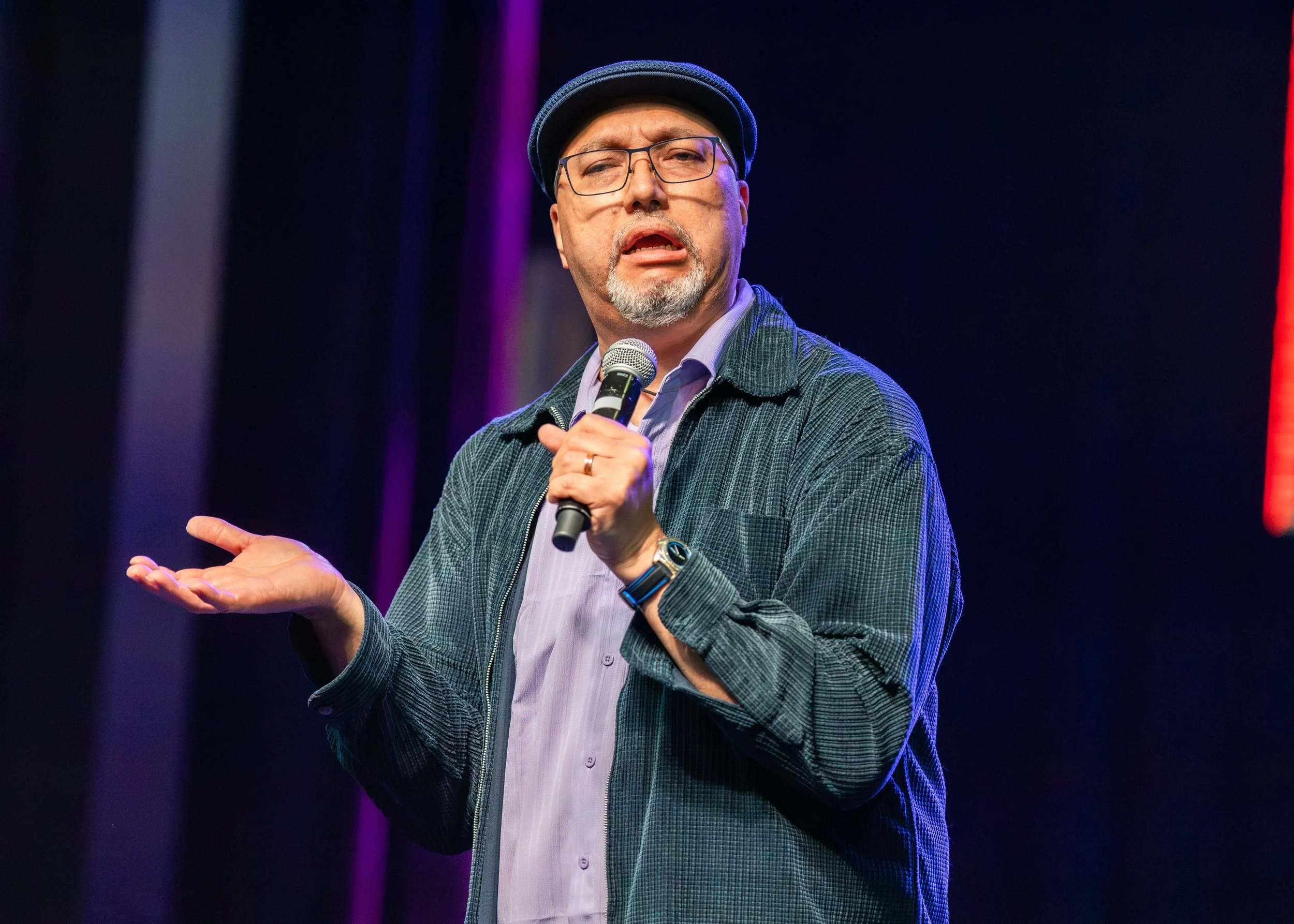 Kermet Apio performs live at the Jose & Friends comedy show at Muckleshoot Casino, photographed by Tayler Berard Creative.