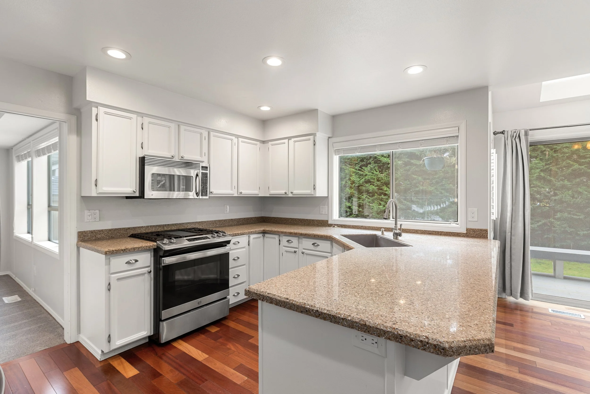 vital homes, edmonds, 9904 242nd Pl SW, Edmonds, WA 98020