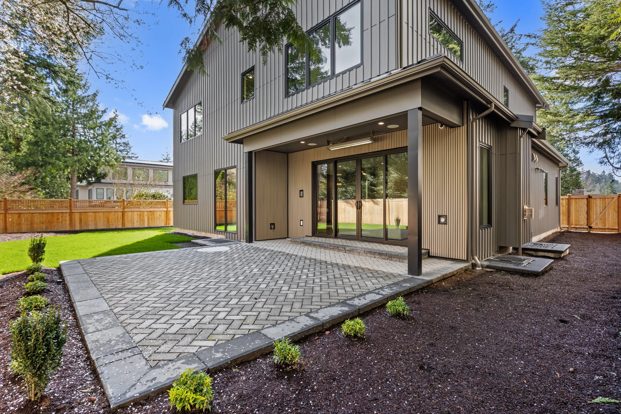  re/max metro reality, luxury real estate, david shiplett, 10789 SE 10th St, Bellevue, WA 98004