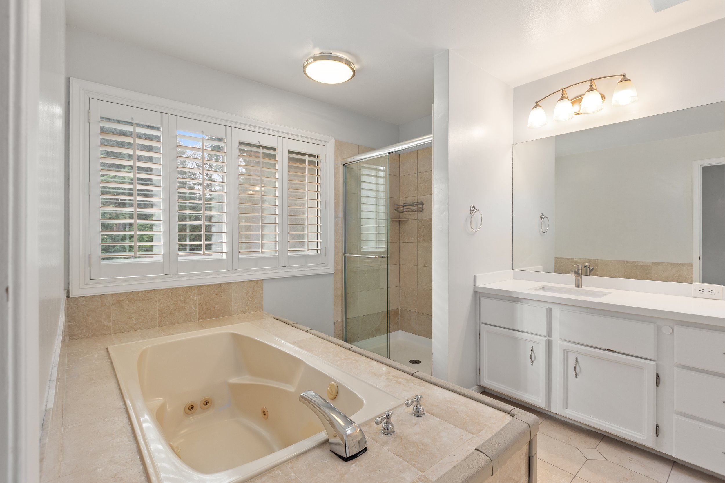 vital homes, edmonds, 9904 242nd Pl SW, Edmonds, WA 98020