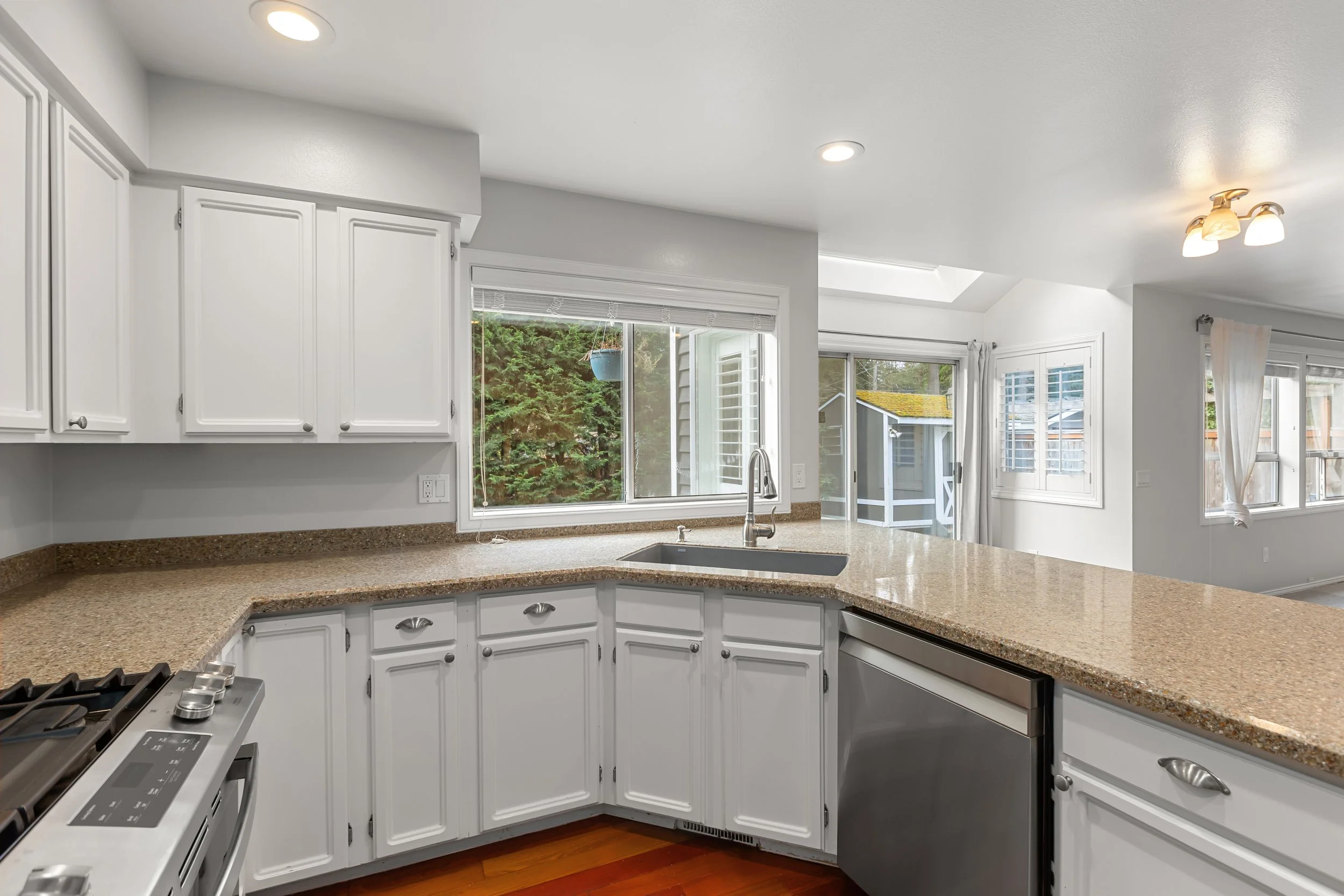 vital homes, edmonds, 9904 242nd Pl SW, Edmonds, WA 98020