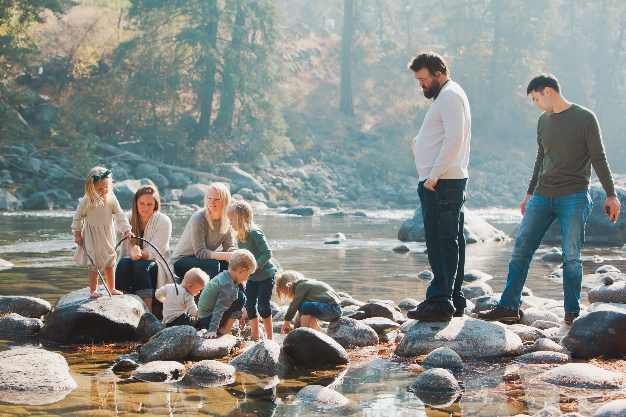 leavenworth+river+family+portrait+tayler+berard2.jpg