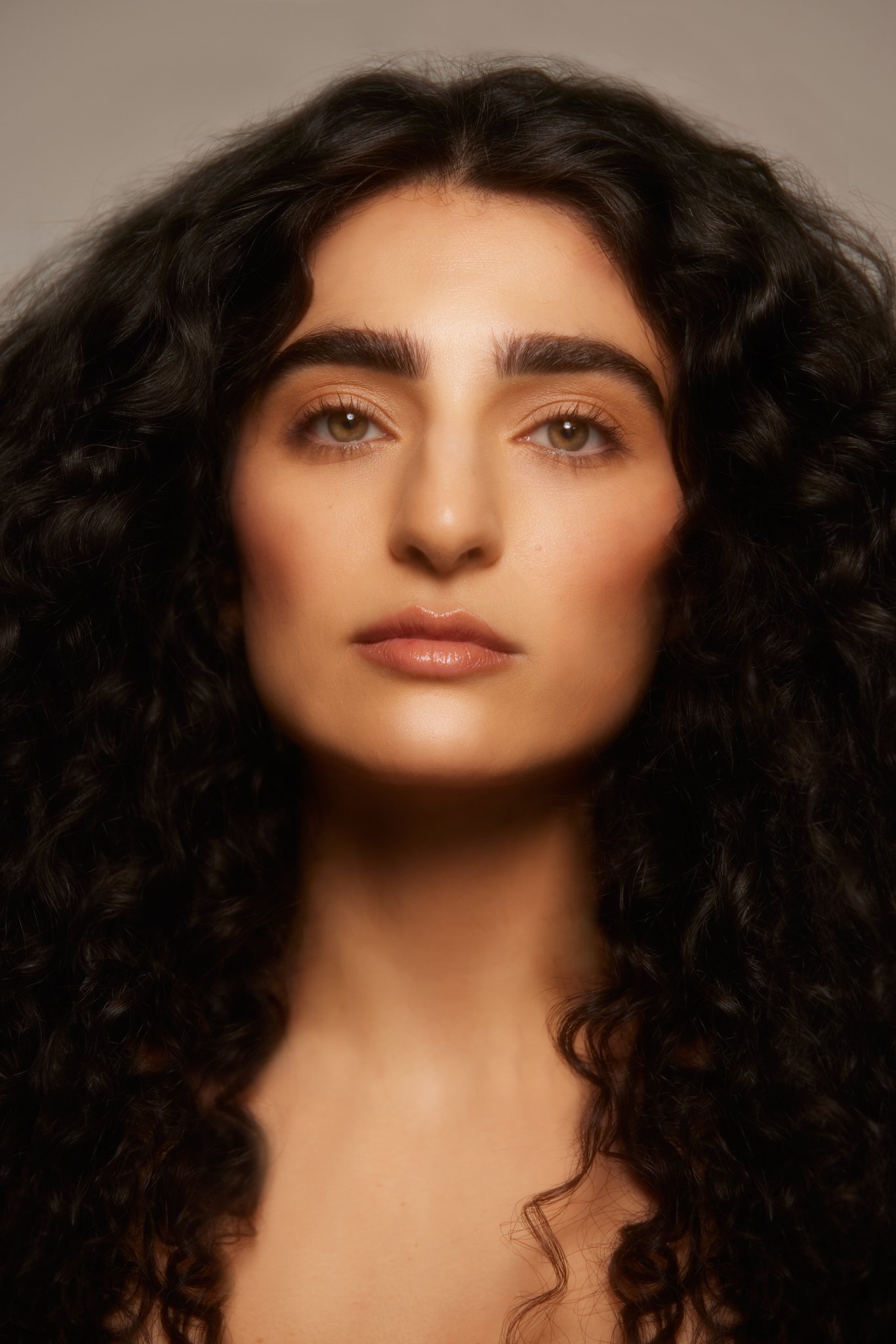 1_5_24_bahar_beauty_0007_web.jpg