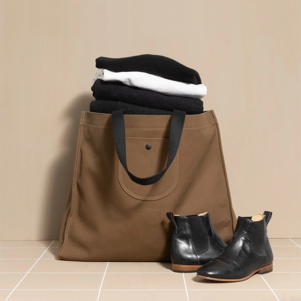 LARGE SHOPPER_SCENE.jpg