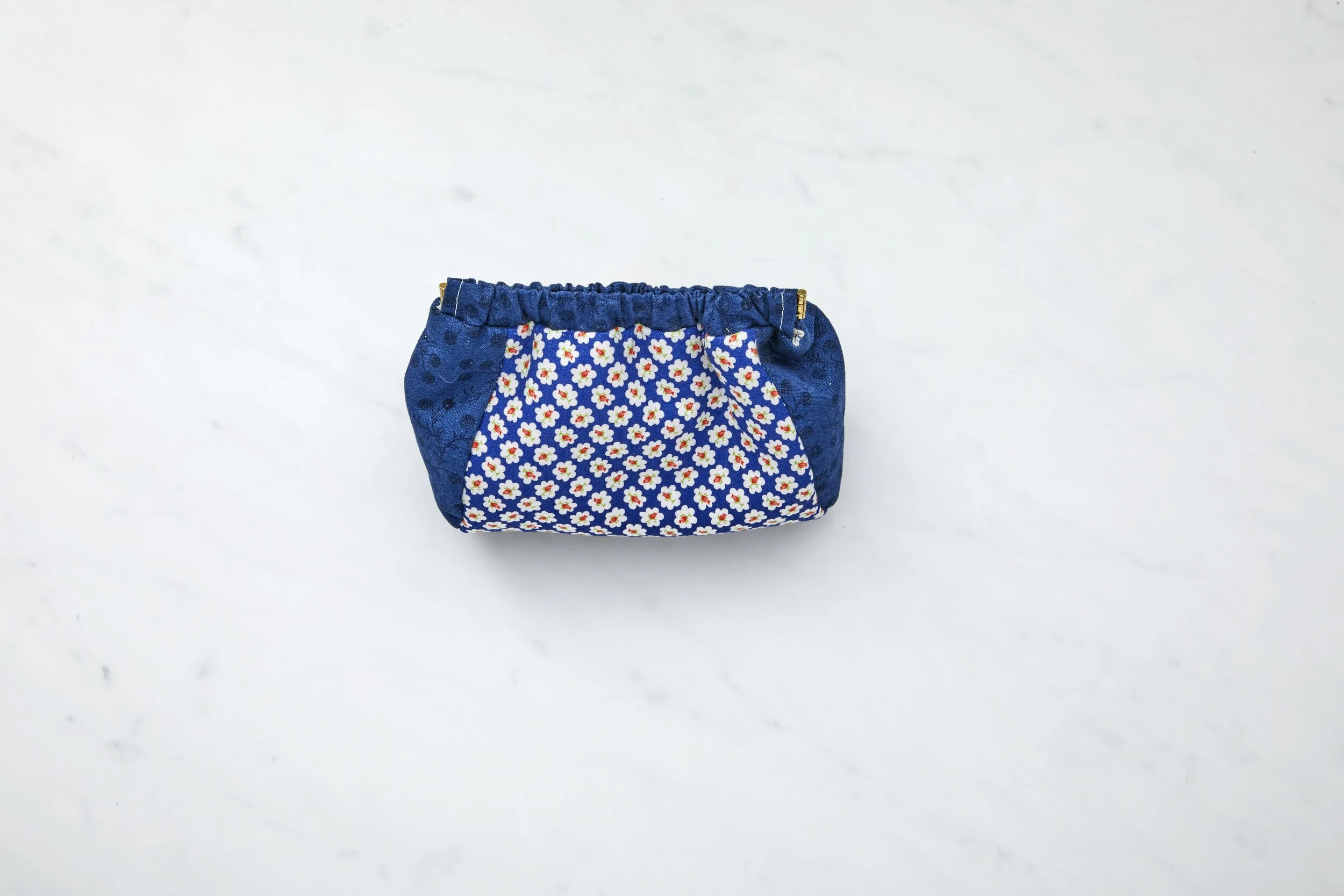 ZW2668 Scrappy Squeeze Pouch Sample.jpg