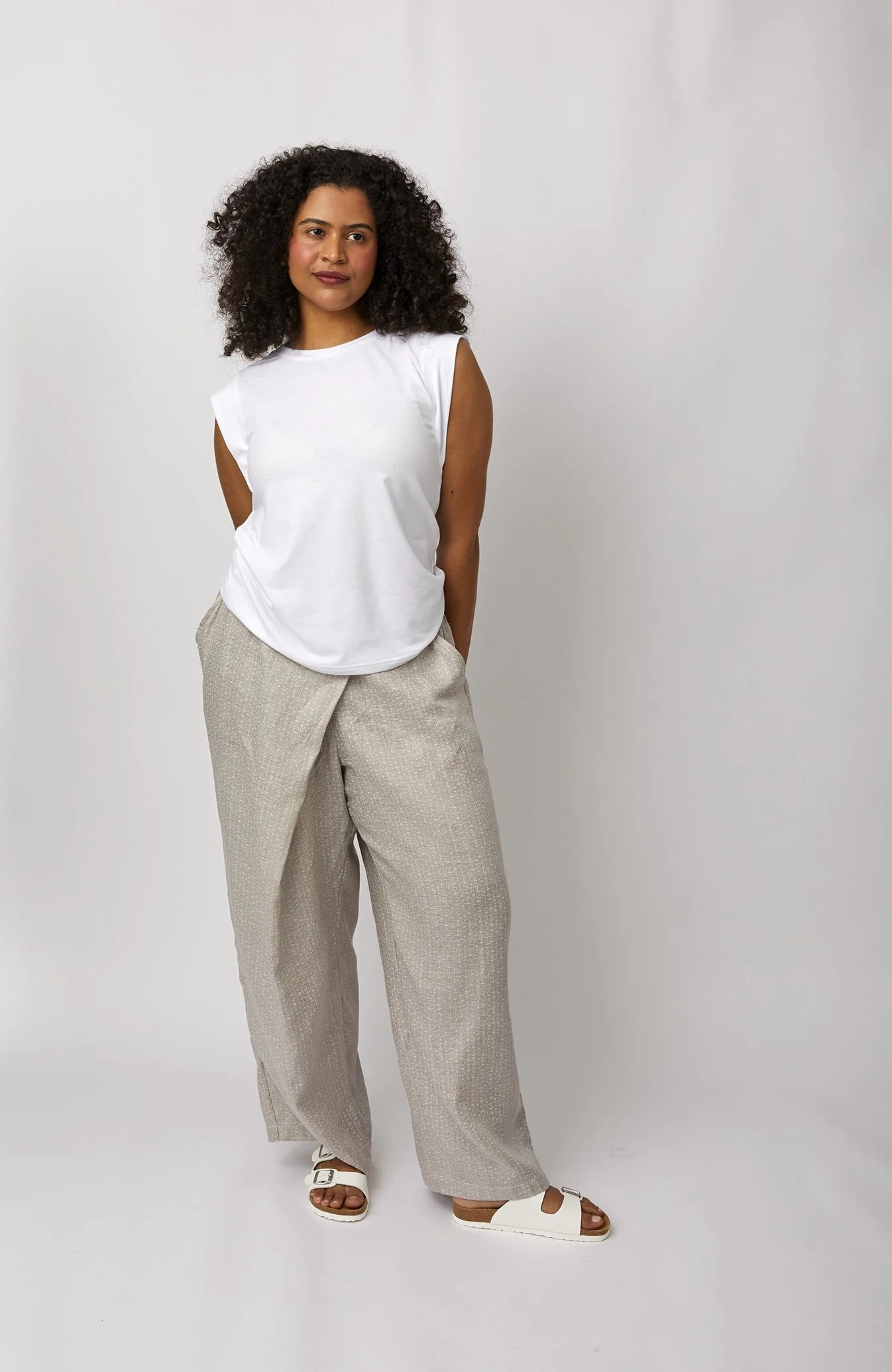 ZW4080 Nani Iro Studio Trousers Size 2 Front 4.jpg