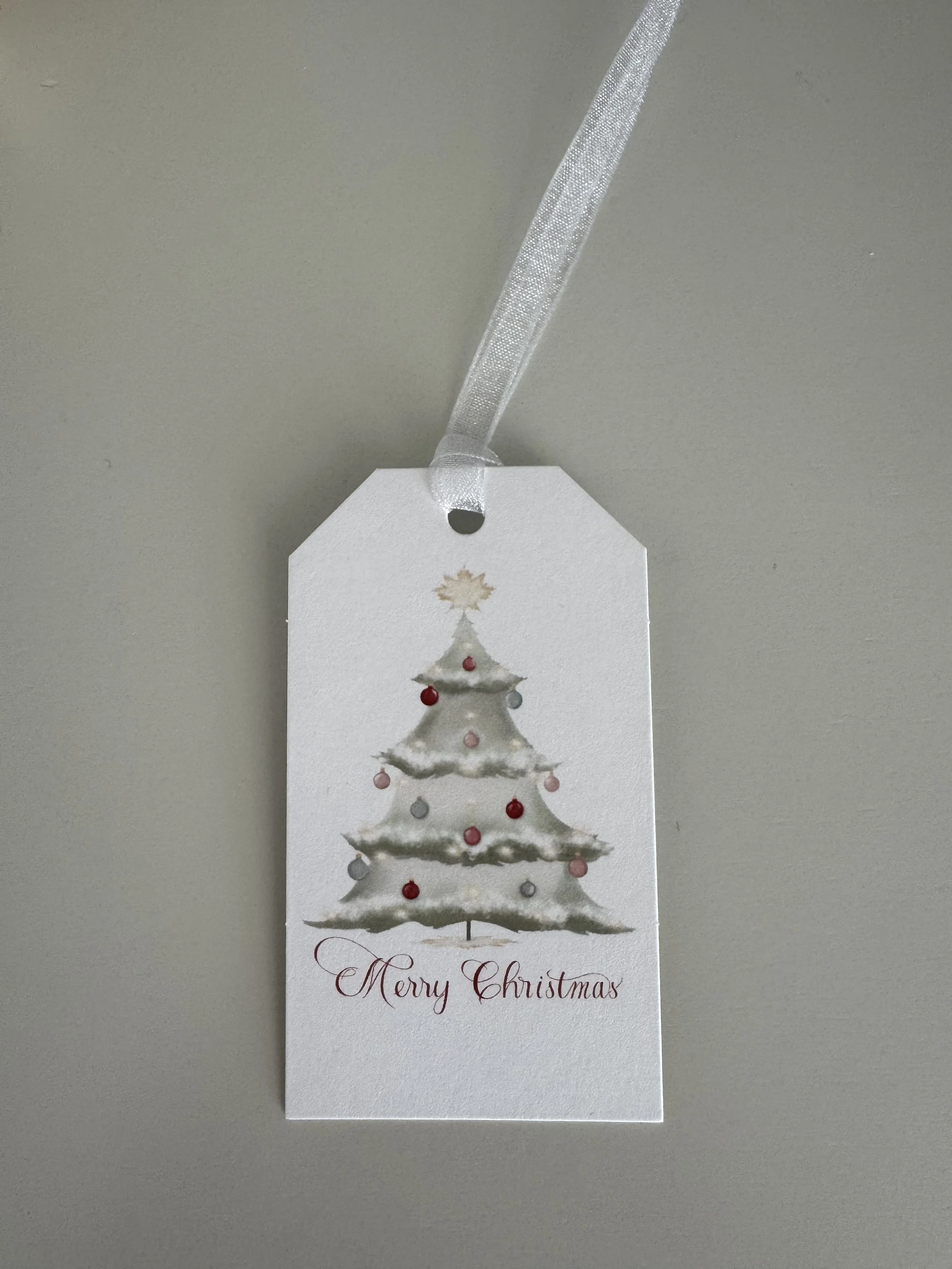 “Merry Christmas” Traditional Tree Gift Tag