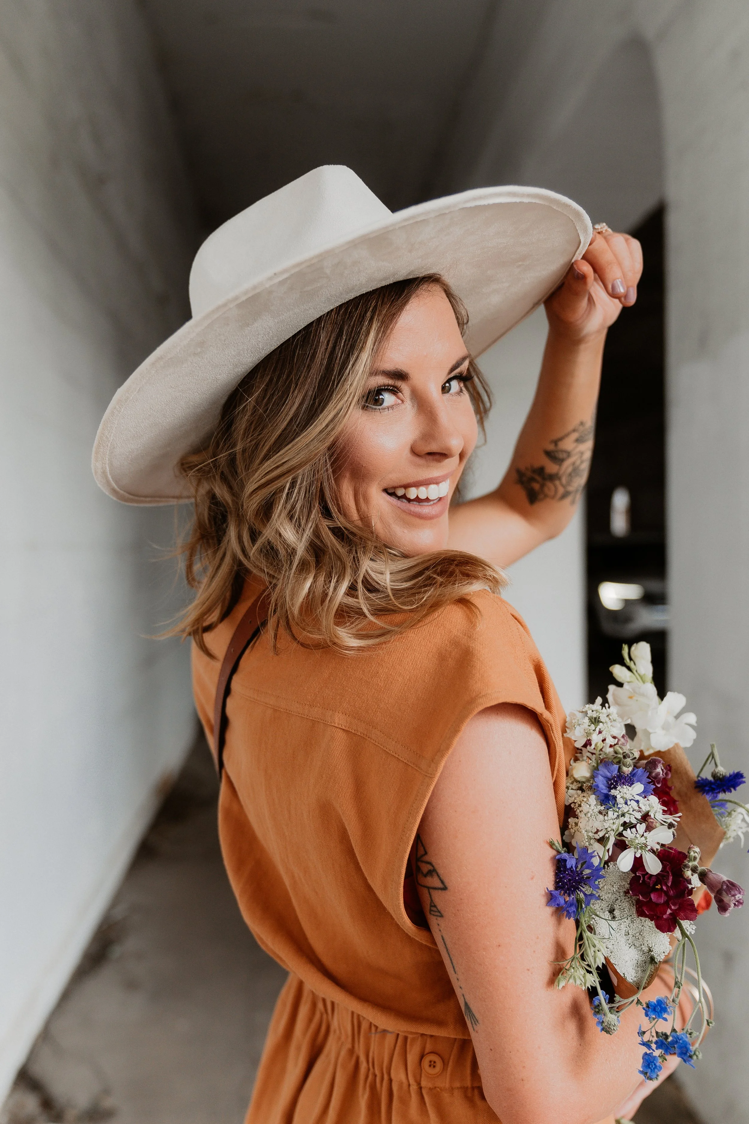Chelsey Ashford White_Branding-37.jpg