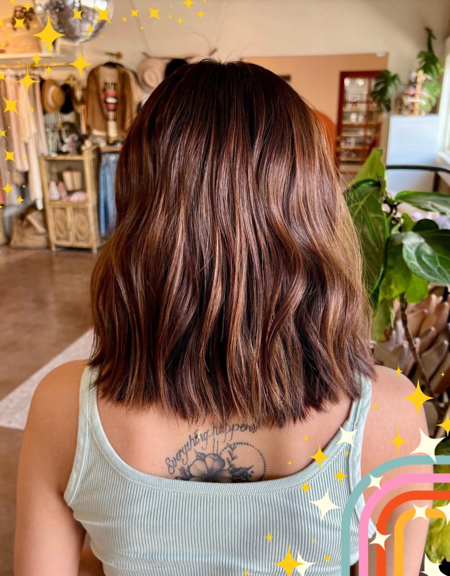 The warmer weather is coming and your girl @stepheniepowers loves to do some cute chops! Get into the season with new look. Book today, hit the link in Bio.
*
*
*
*
*
#randco #randcocolor #randcolove #phoenixaz #phoenixazsalon #swoonsalon