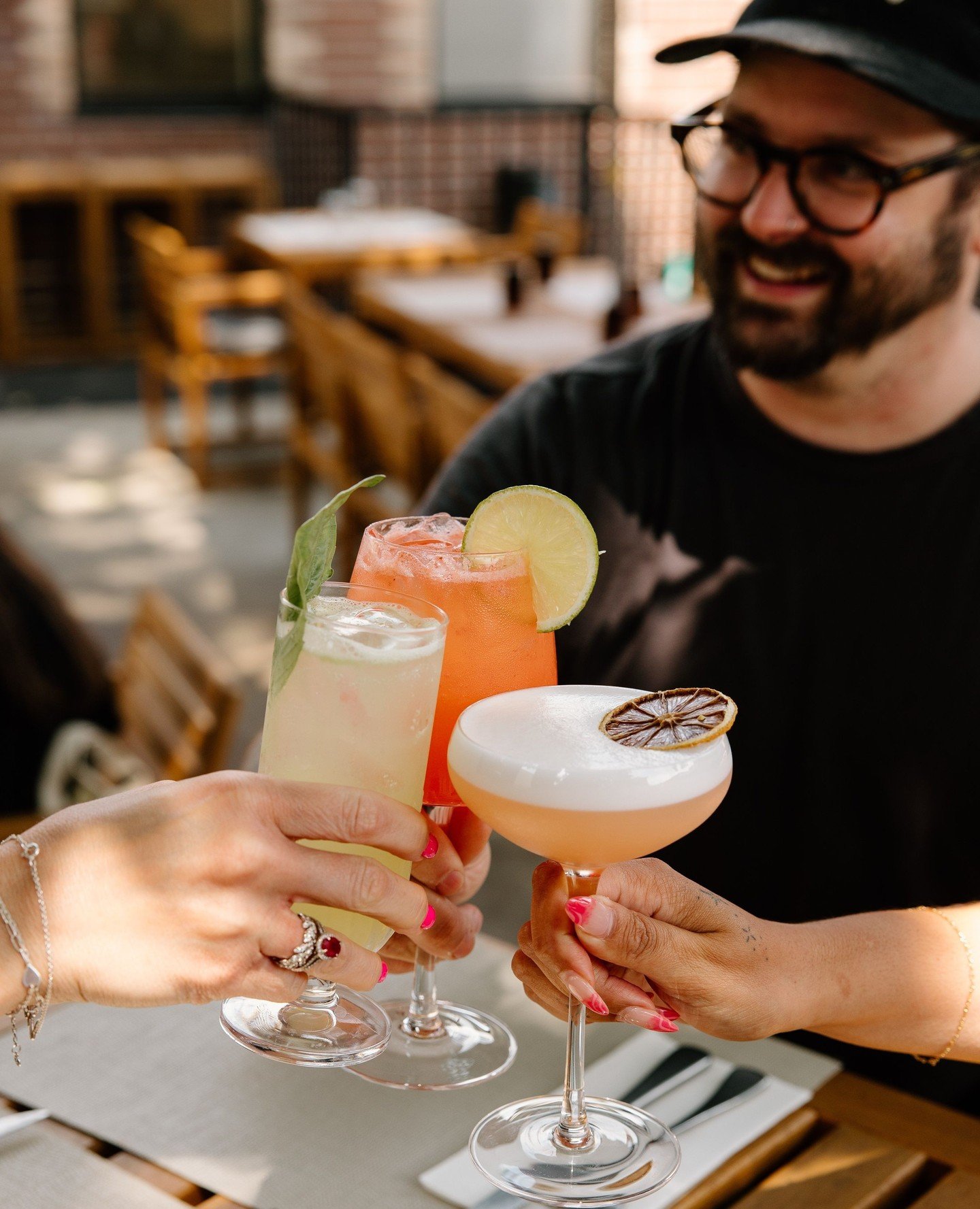 Patio vibes + Fathers Day with Pap&agrave; = 🍝☀️⁠
This Sunday, we&rsquo;re raising a glass to Salute Papa with a free drink on us! Dad's free drink options - Classic Negroni, Italian Sport Car, Peroni, Non-alc Mole Cola, or just a simple 5oz vino if