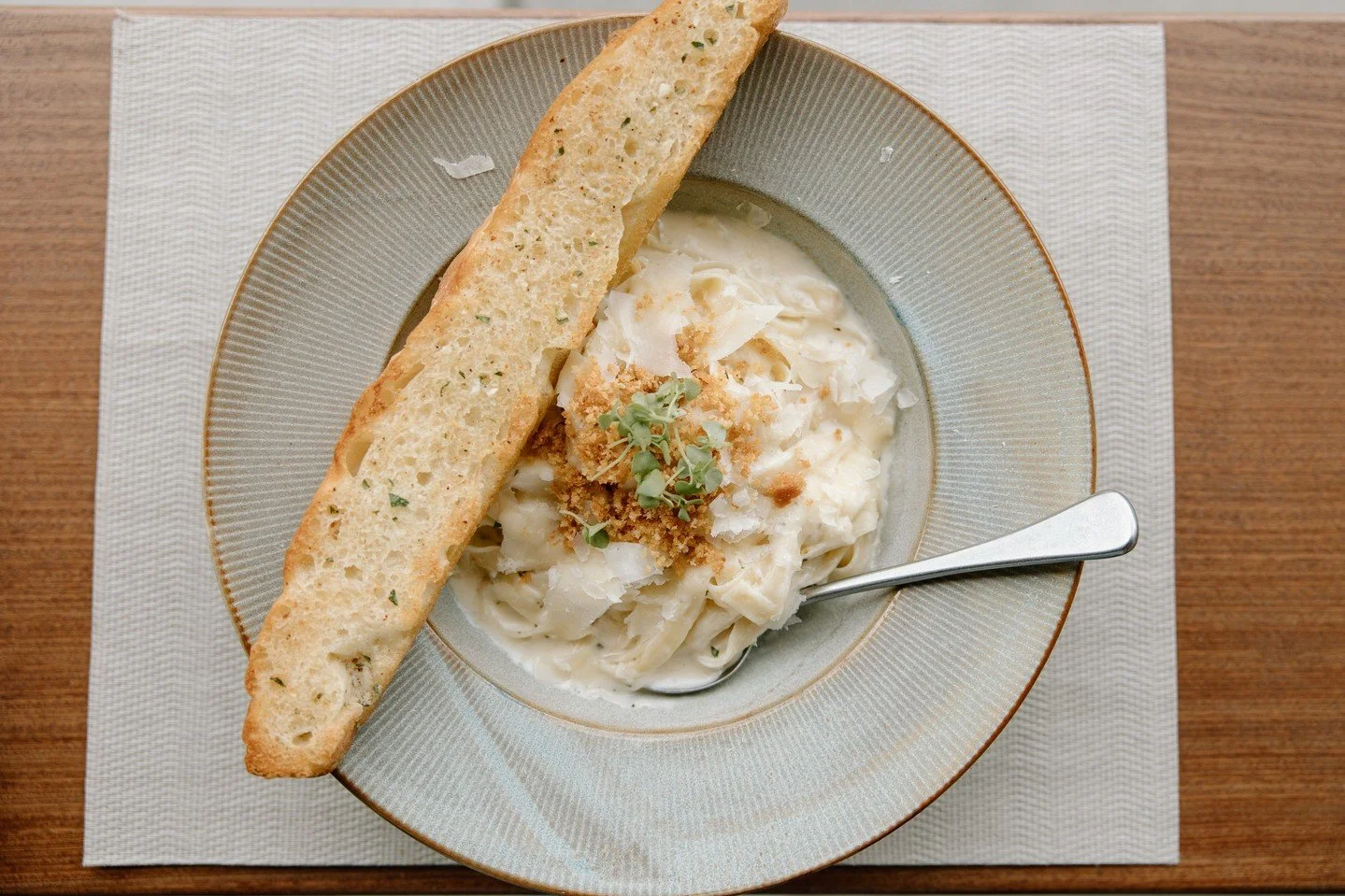 Creamy, dreamy, and made from scratch. Our house-made Alfredo is comfort in a bowl. Rich parmesan, silky sauce, and pasta cooked just right.⁠
Simple. Classic. Always hits the spot.⁠
⁠
Craving a deal? It&rsquo;s $5 off every Sunday. Just another reaso