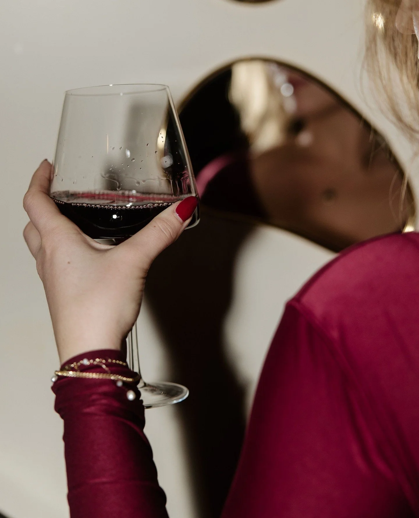 Our weekly wine flight alongside featured glasses and bottles for our Amici Wine Club members. Sign up when you arrive if you are not already part of the famiglia 😊⁠
⁠
🍷 Weekly Complimentary Curated Wine Flight⁠
~ Bon Amici Sauvignon Blanc &ndash; 