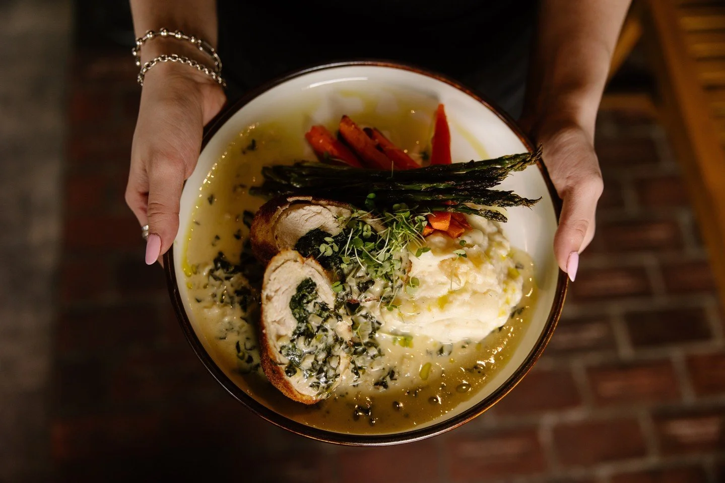 Our kitchen is celebrating the arrival of our new Chicken Florentine, a dish crafted for slow evenings and great company. We cannot wait for you to try a taste of la dolce vita (the sweet life).⁠
⁠
Join us this month ahead to try this delicious featu