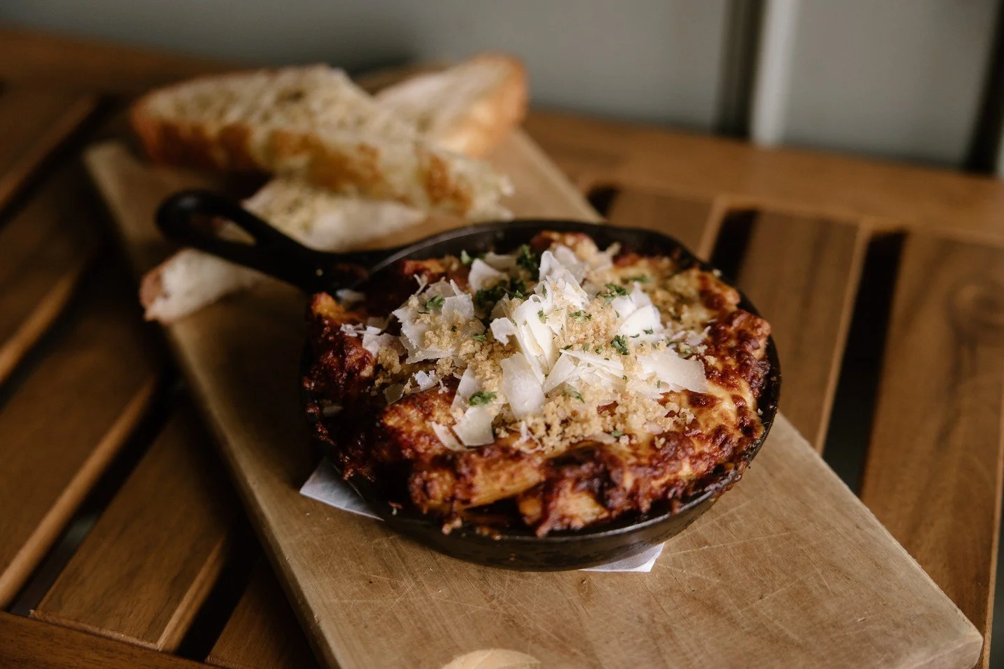 Introducing our newest monthly feature... Baked Short Rib⁠ Pasta.⁠
Slow braised BC short rib served with creamy lemon risotto and seasonal vegetables, finished with a rich red wine braise.⁠
La dolce vita on a plate. Buon appetito!