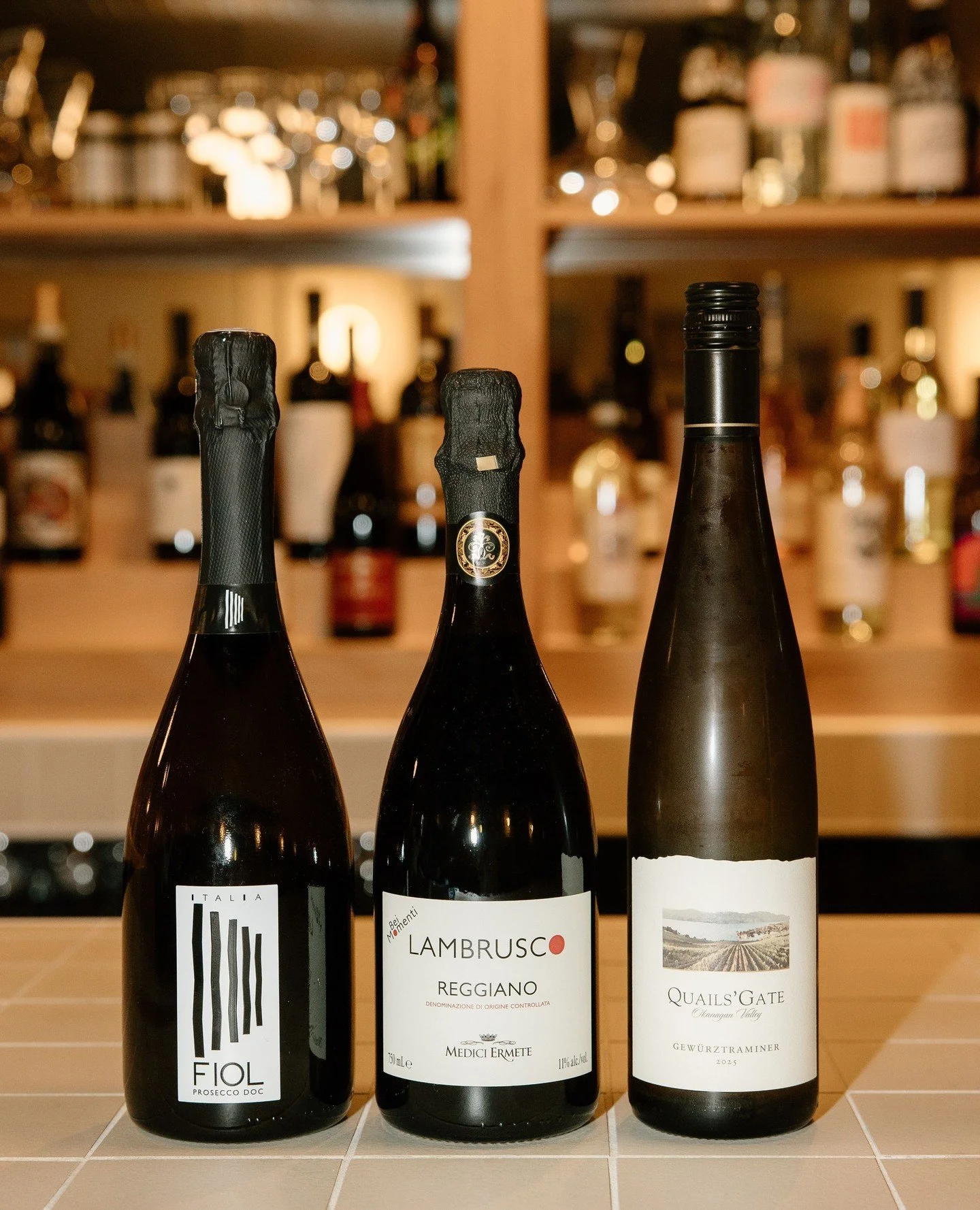 Every Thursday, Amici Wine Club Members enjoy a complimentary curated trio wine flight, plus a few extra reasons to stay for another glass 🍷⁠
⁠
Monthly feature bottle ~ $5 off⁠
~ Bon Amici Sangiovese 2022⁠
⁠
Weekly feature glass ~ $2 off⁠
~ Medici E