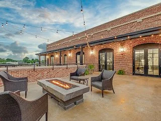 LUXURY HOTEL in SMALL TOWN ALABAMA | DEEP SOUTH | The Flying Fifty Hotel