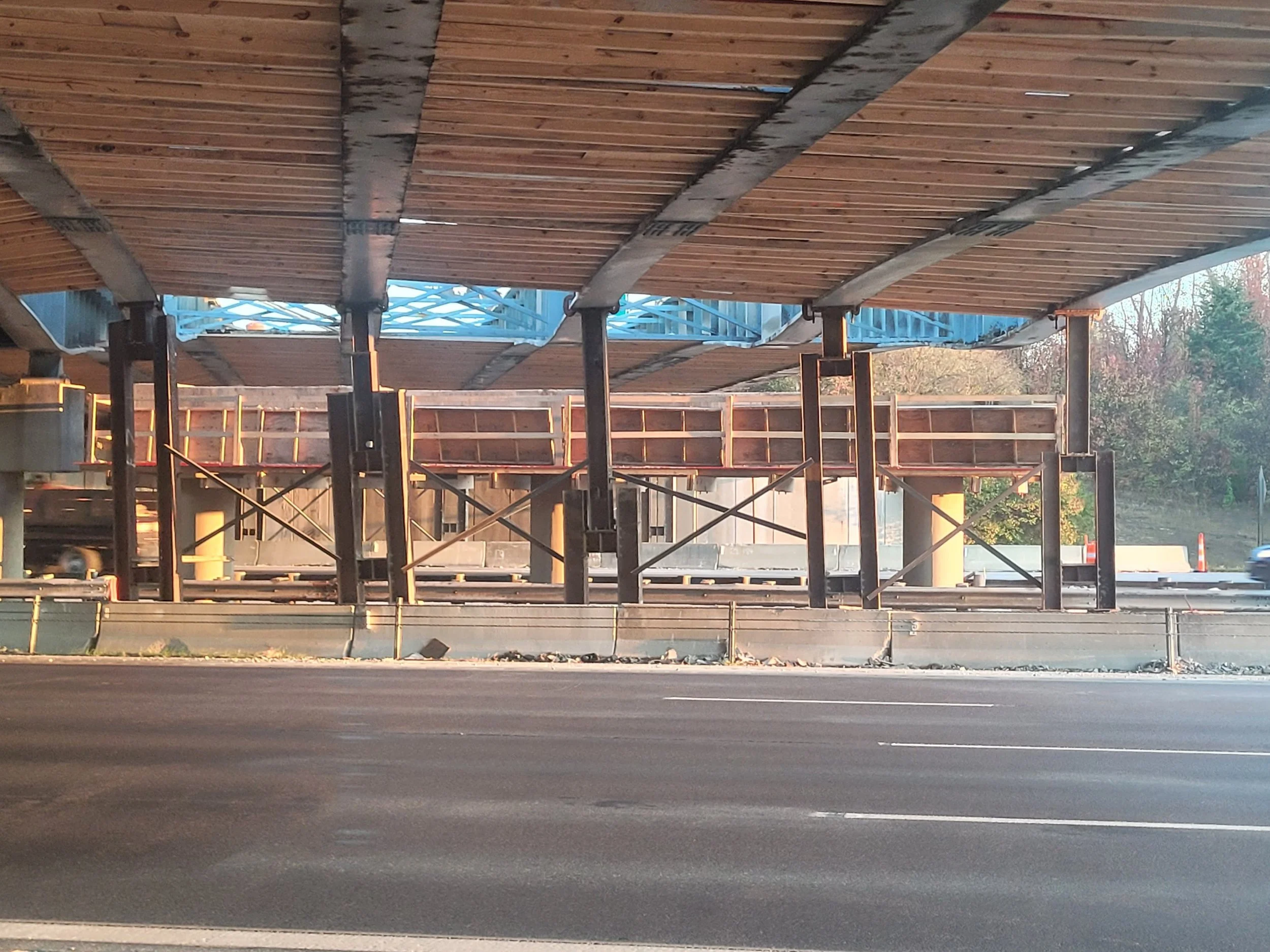 FRA-317-1720 - 2.jpg