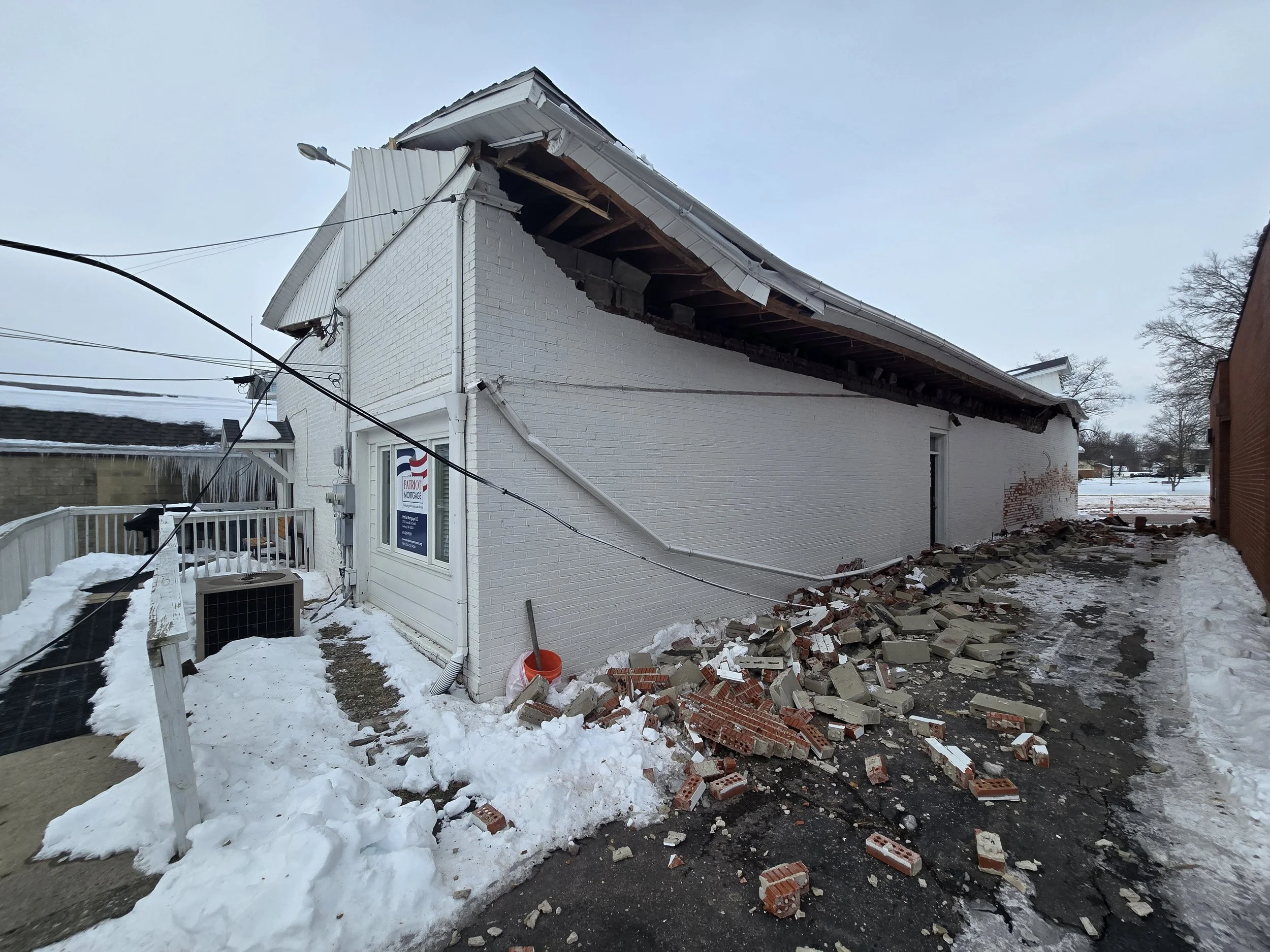 Investigating Roof and Parapet Failure Under Heavy Snow Loads - Sunbury, Ohio