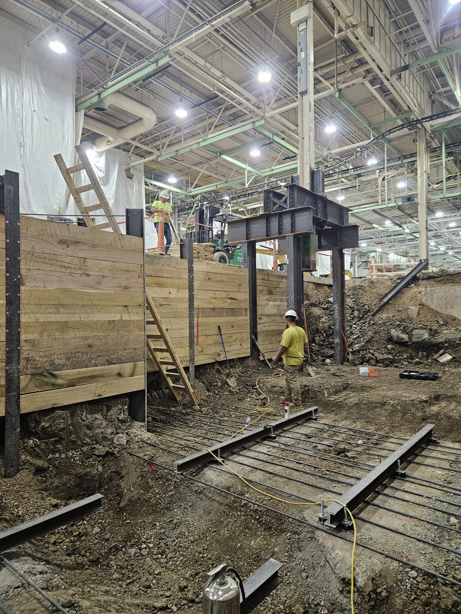 Retaining Wall Earth Retention Structure and Underpinning