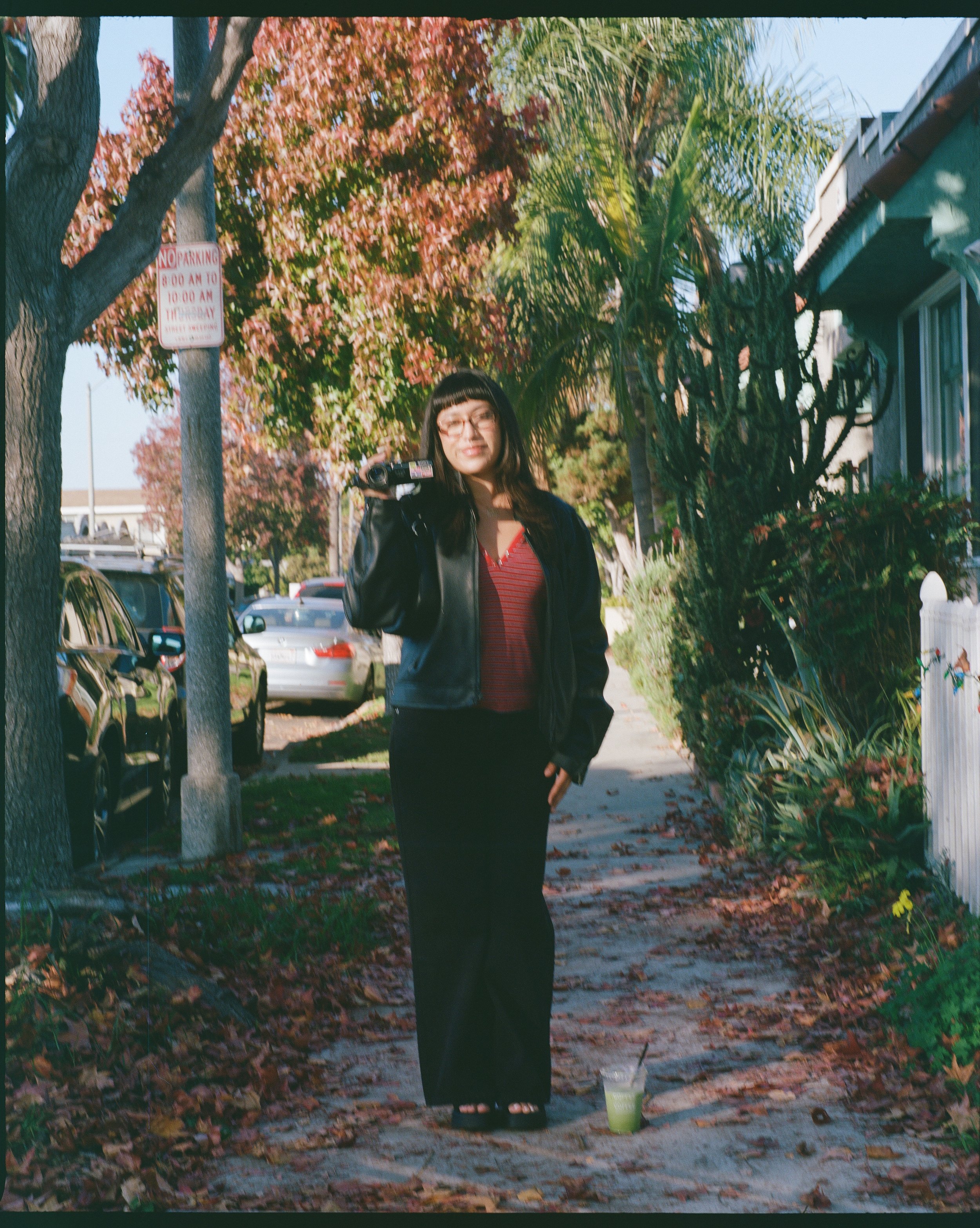 I'm so sad this shot came out shaky. it was literally the one the came out like this. Must've been nervous lol.