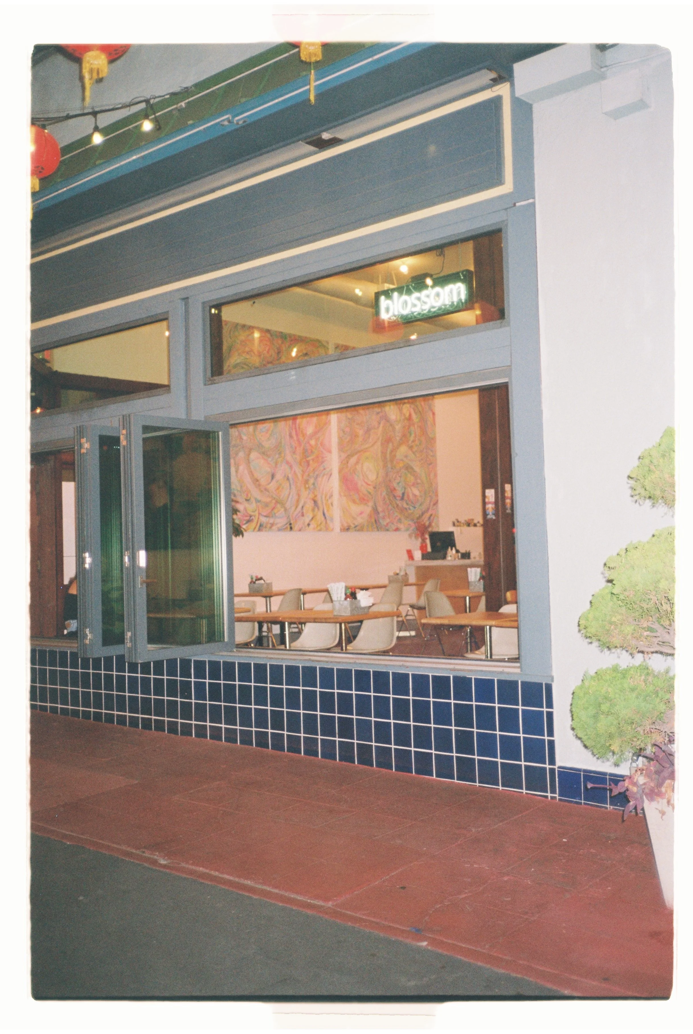 PHOTO WALK WITH KATIE, CHINATOWN, CA. SEPT. 2025.