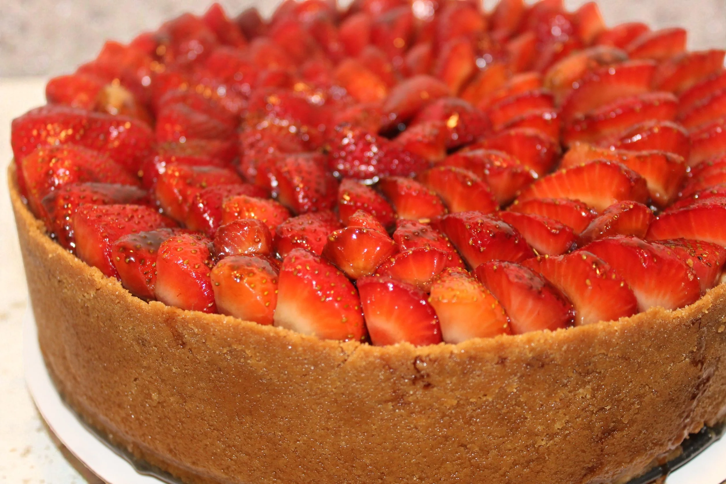 STRAWBERRY BALSALMIC CHEESCAKE
