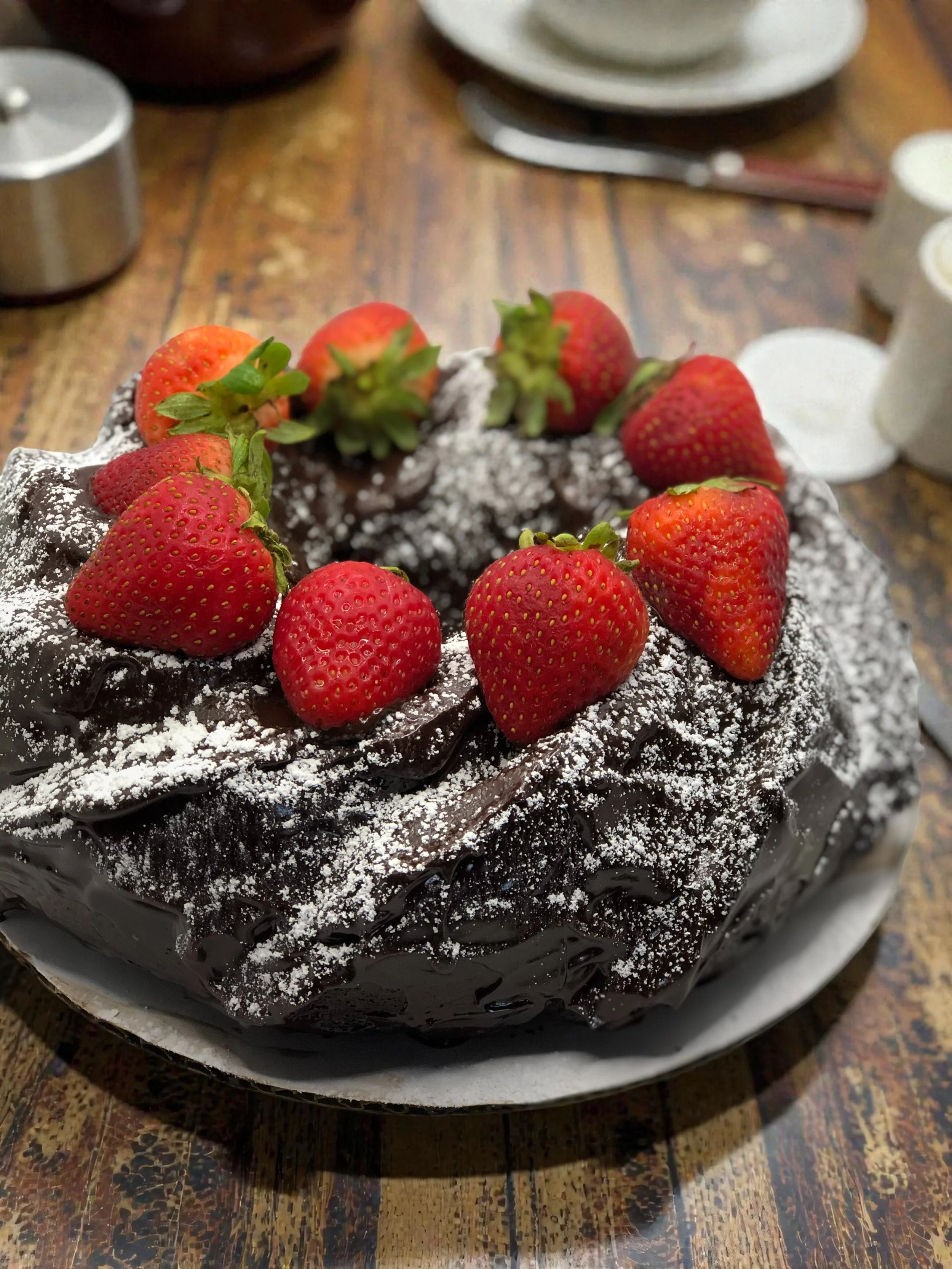 STRAWBERRY CHOCOLATE BUNDT