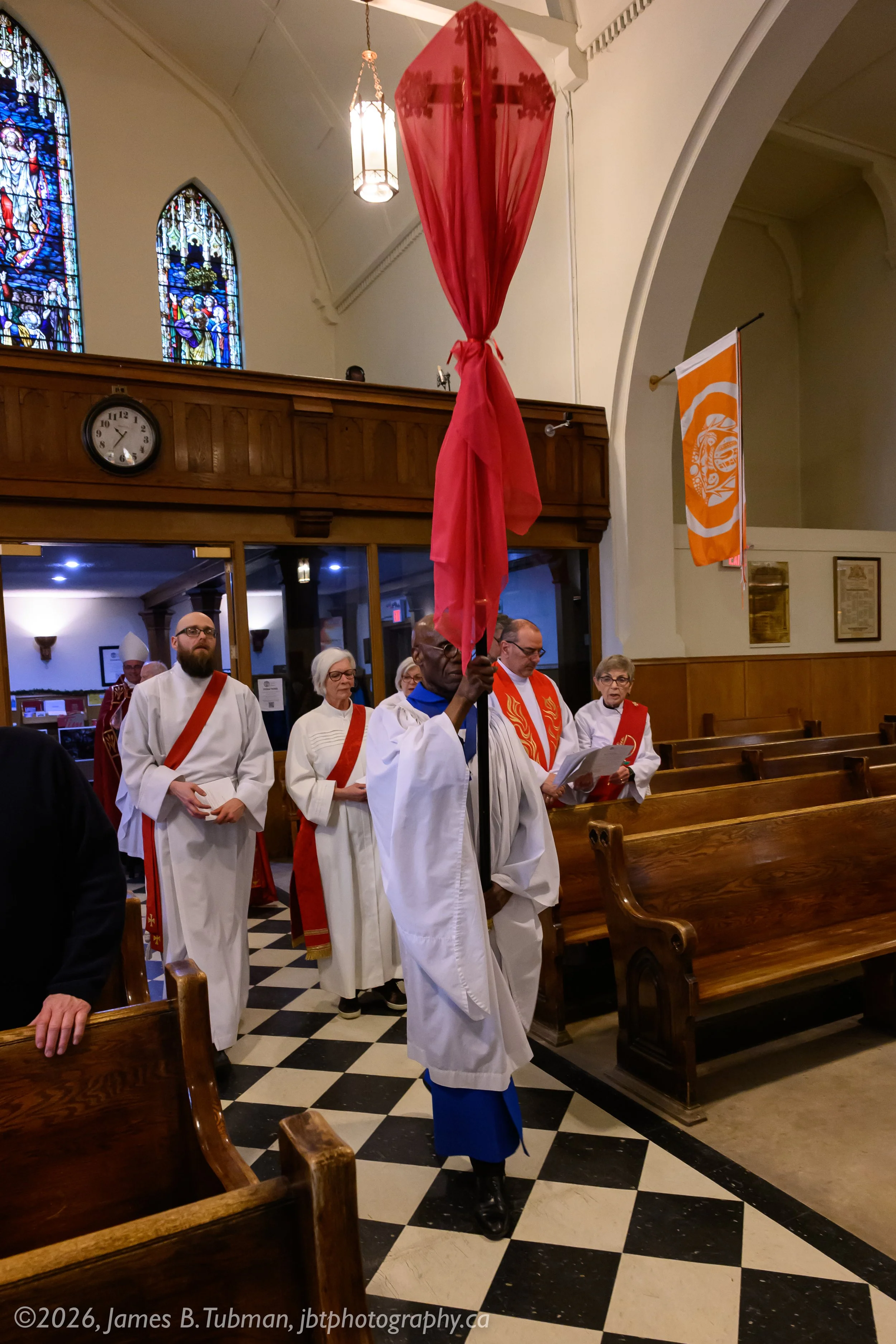 Procession to begin the service.