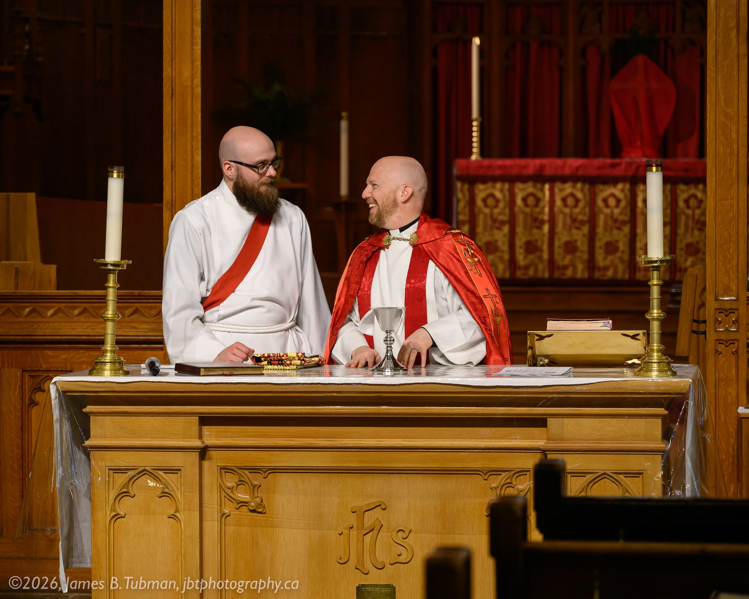 Deacon and Cathedral Dean preparing for the service.
