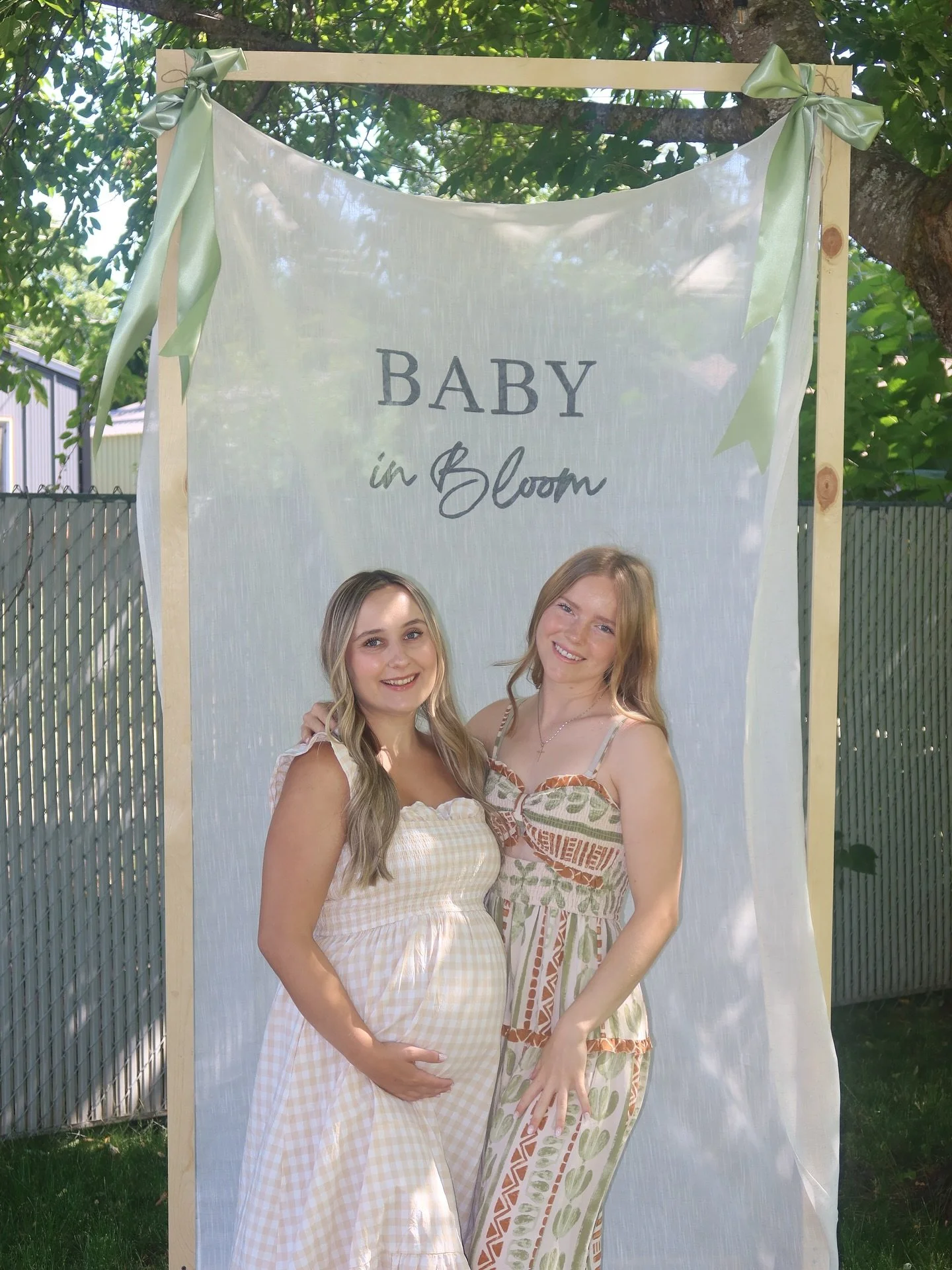 Such a joy celebrating new life. Congratulations @helenahorn_ . Can&rsquo;t wait to meet baby girl. 🥹🌸🍼✨