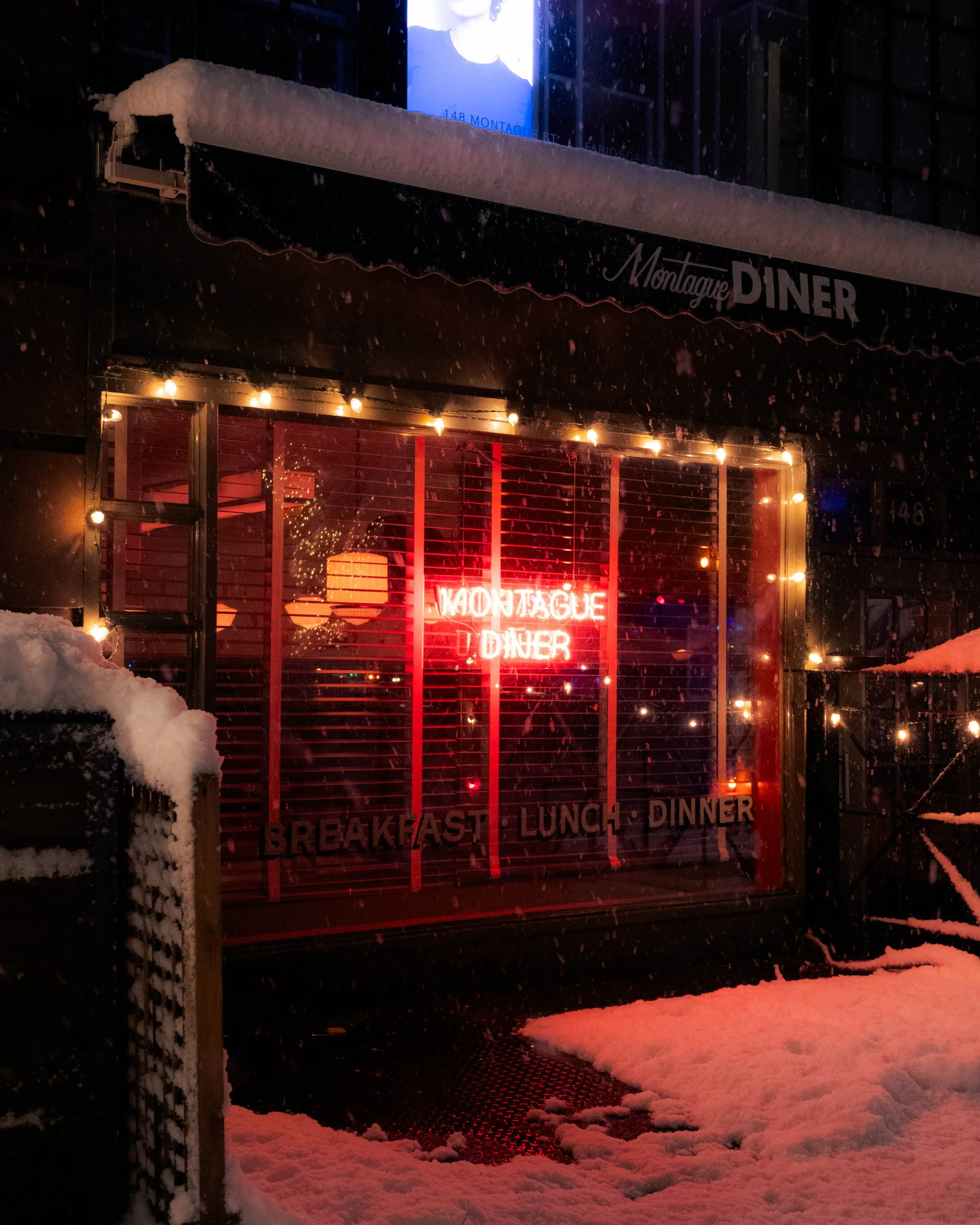 260222_SnowDayNight_2.jpg