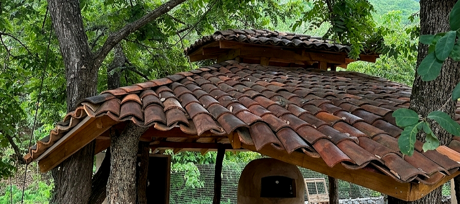 Clay tile palapa
