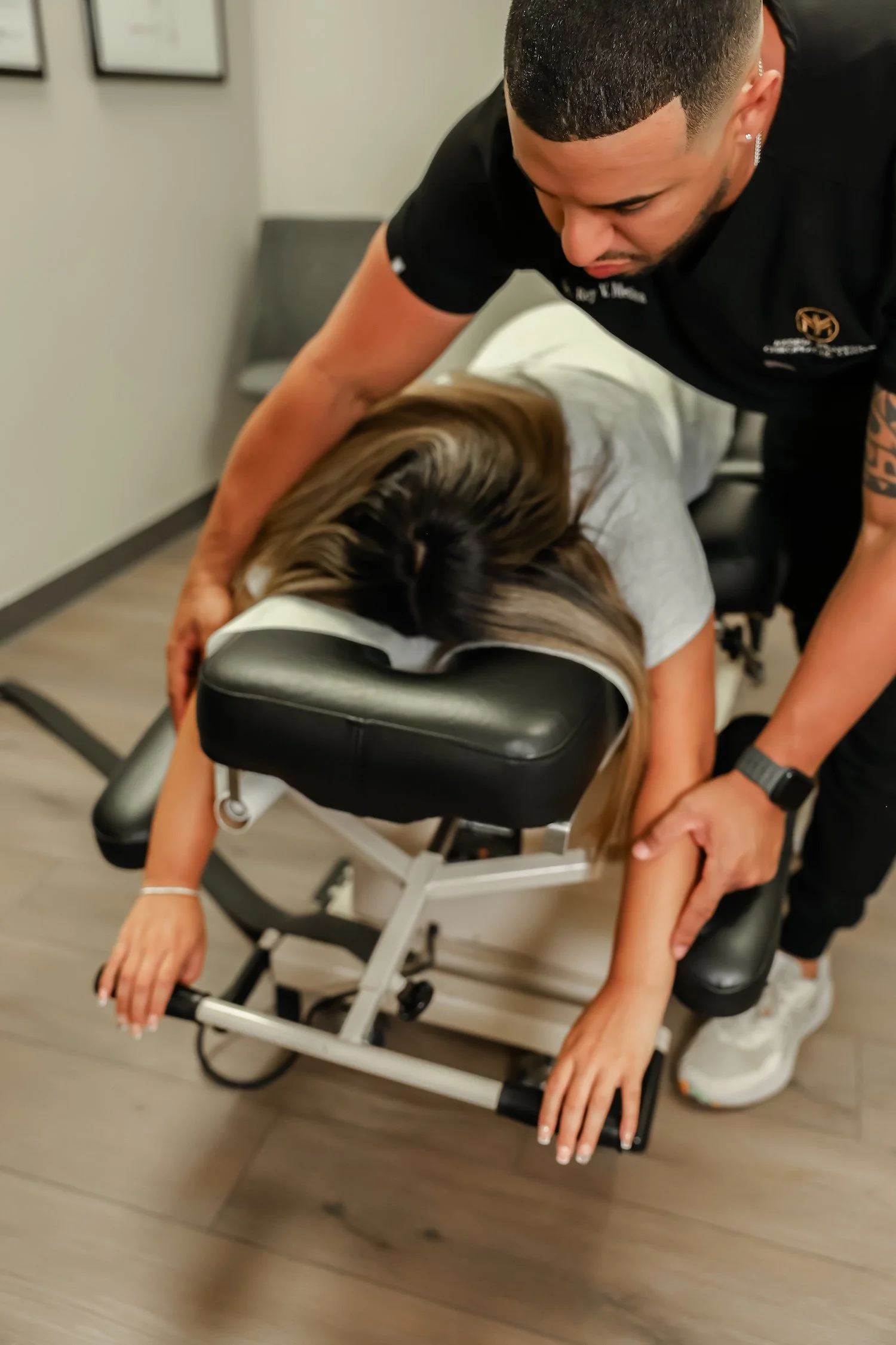 Dr.-Rey-Medina-Medina-Wellness-Chiropractic Center-Chiropractors-in-Georgia-Atlanta-Sandy-Springs-3736.jpg