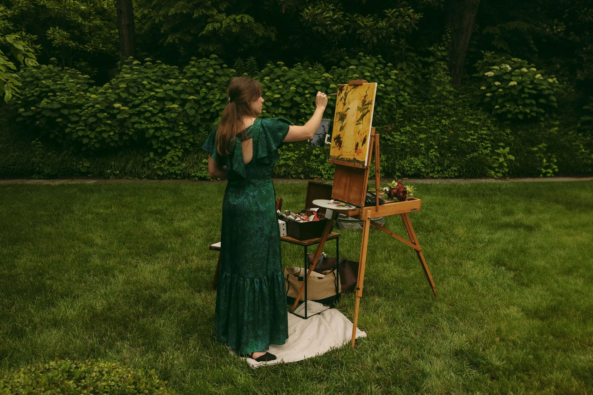 Live wedding painter Katie Nelson at Castle and Key in Kentucky